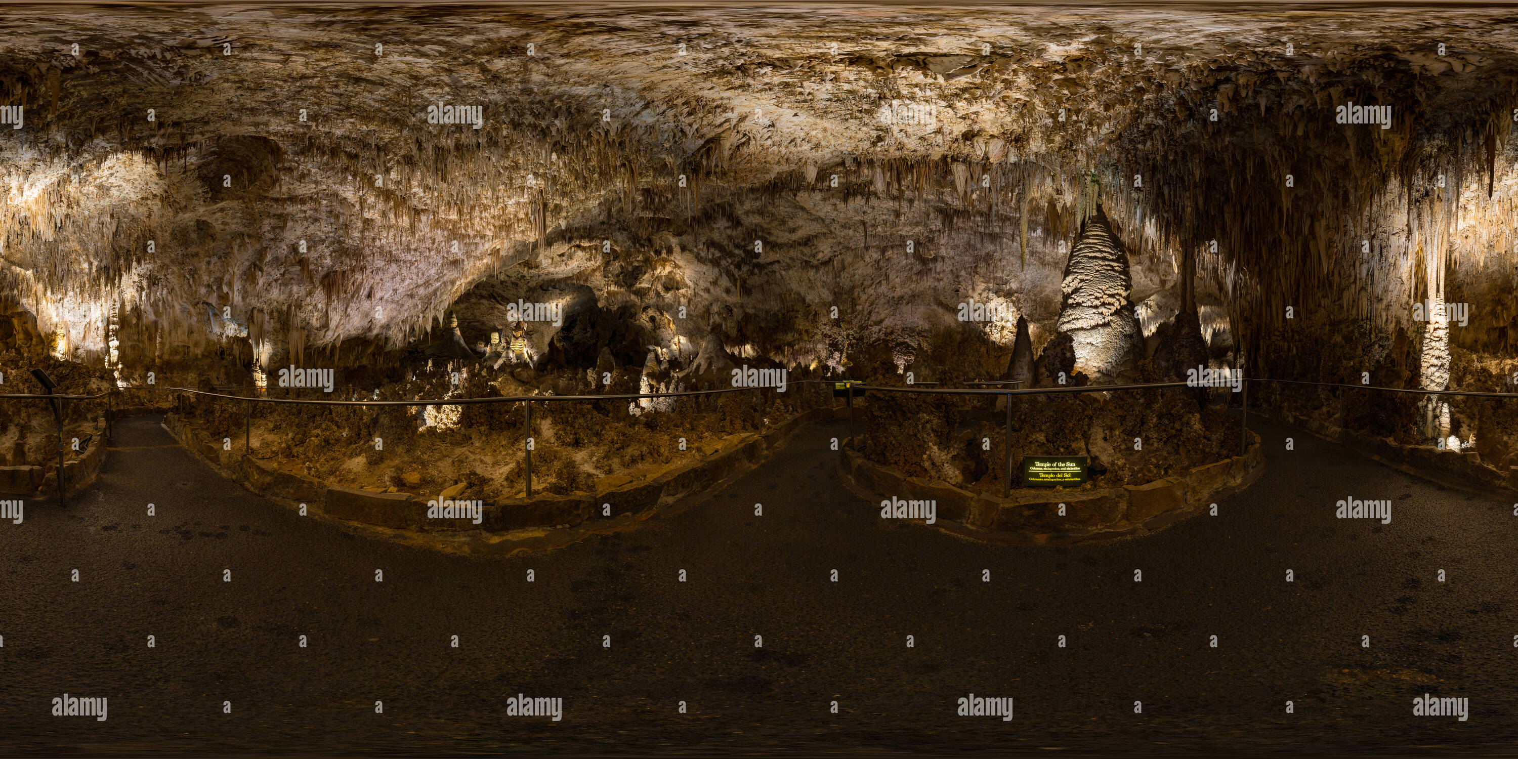 Vue panoramique à 360° de Le Temple du Soleil à Carlsbad Caverns NP