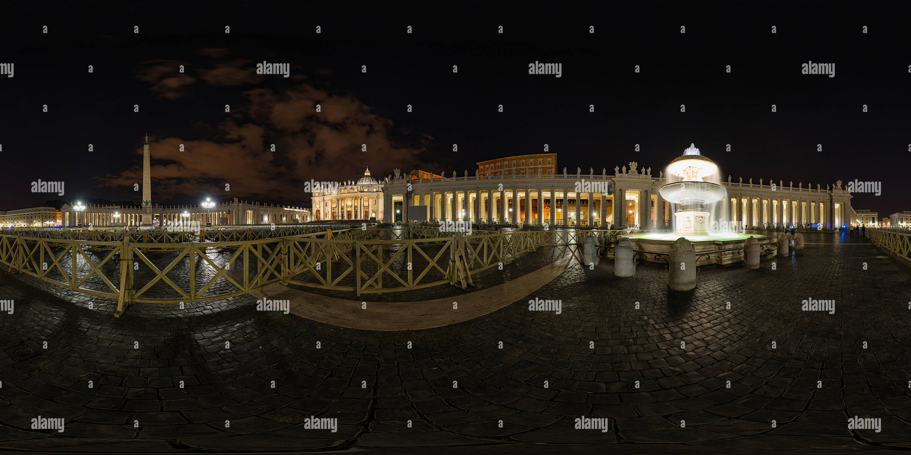 Vue panoramique à 360° de La fontaine Maderno à St Peter Vatican