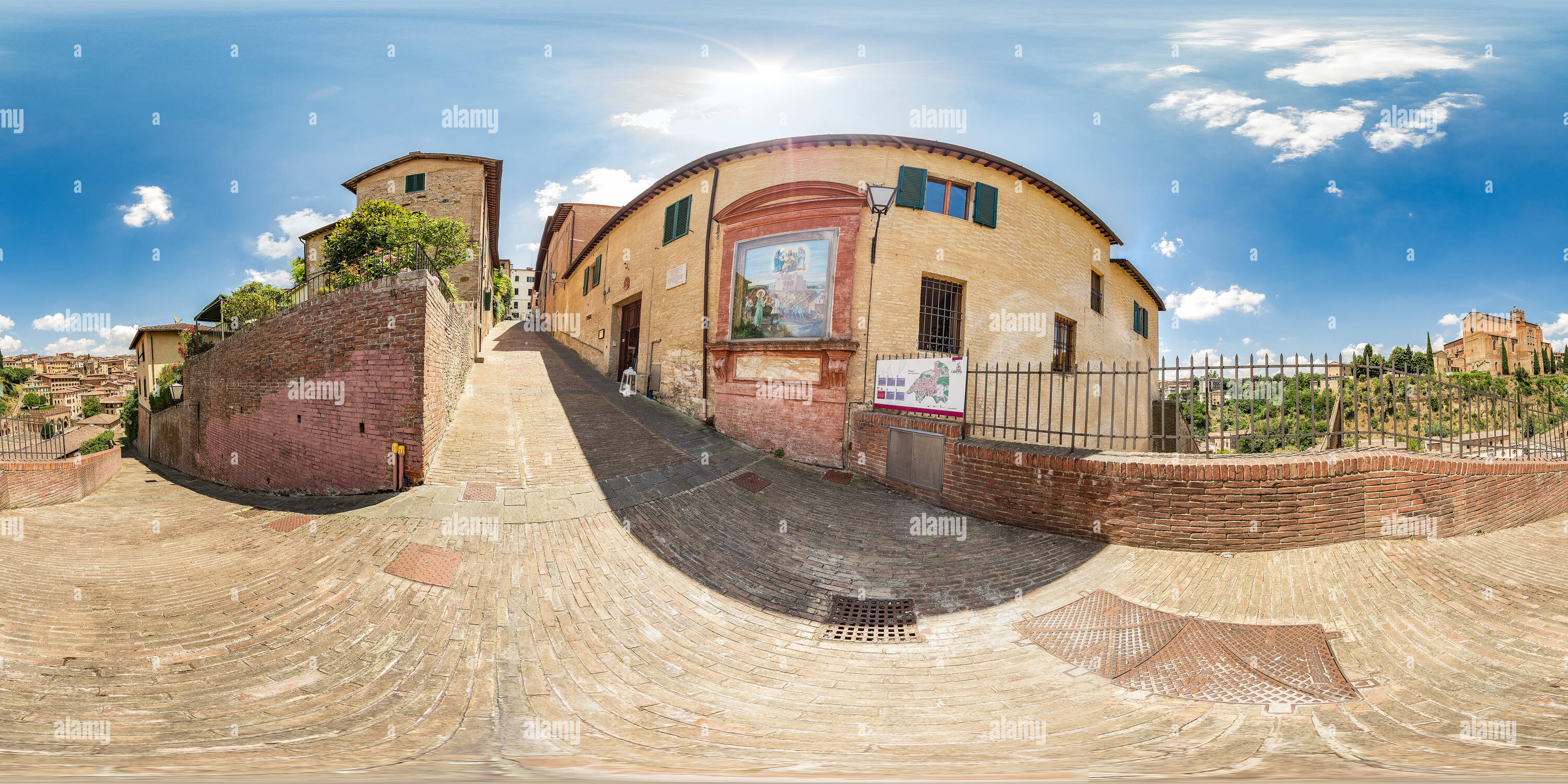 Vue panoramique à 360° de Via del Costone, Sienne.