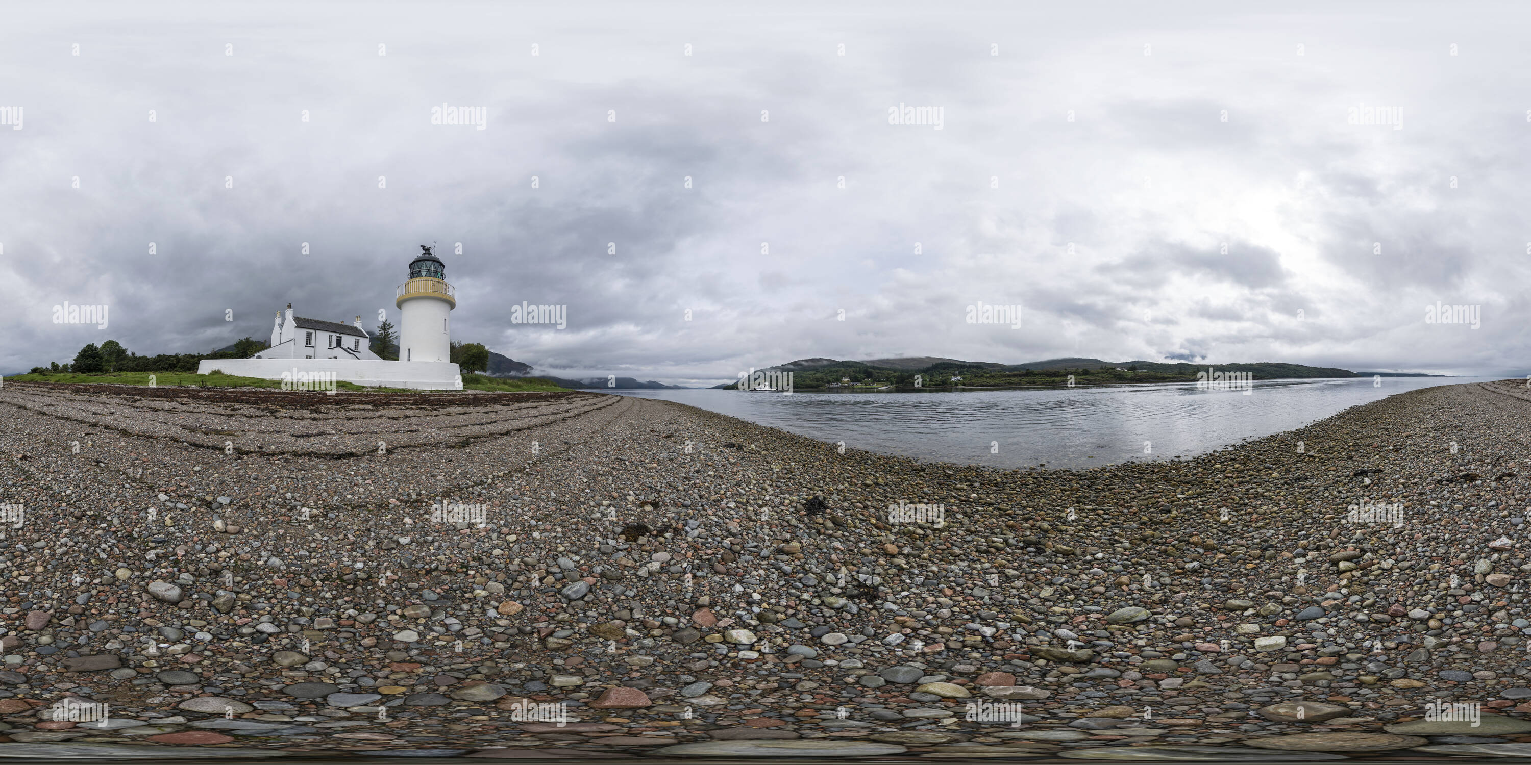 Vue panoramique à 360° de Corran Narrows, le Loch Linnhe