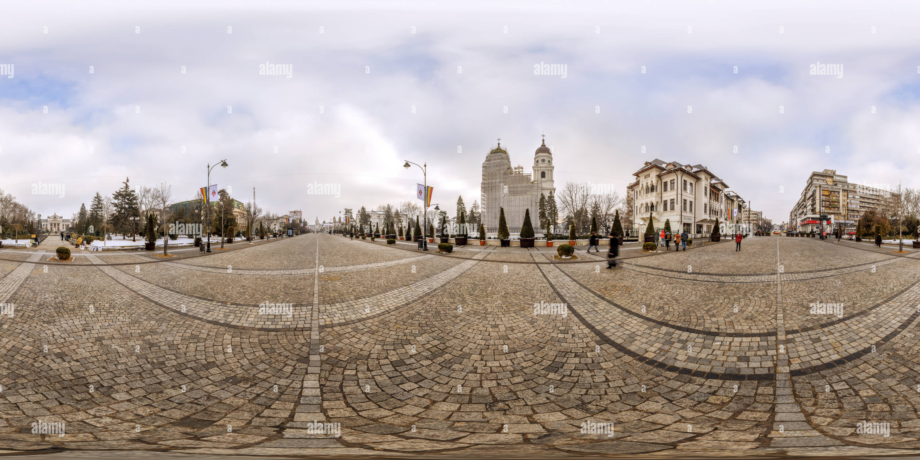 Vue panoramique à 360° de Stefan cel Mare Blvd., Iasi, Roumanie