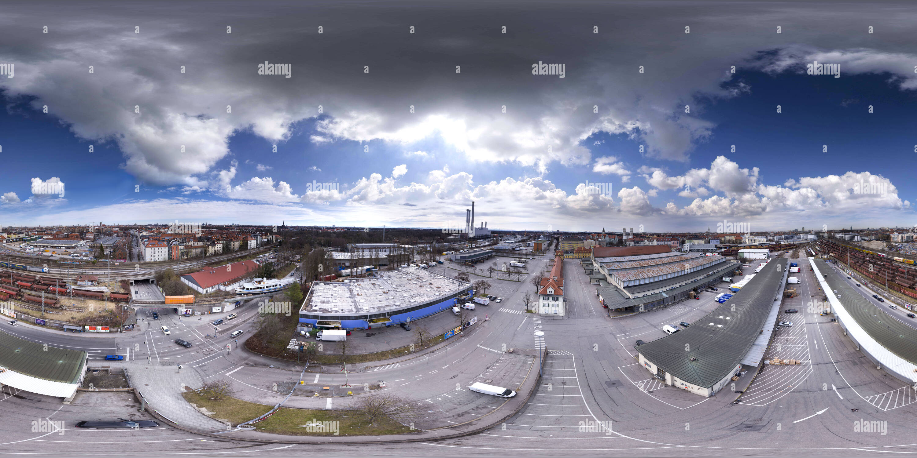 Vue panoramique à 360° de Mme Utting à la vente entière de Munich (Markethall Grossmarkthalle), mars2017, vue aérienne