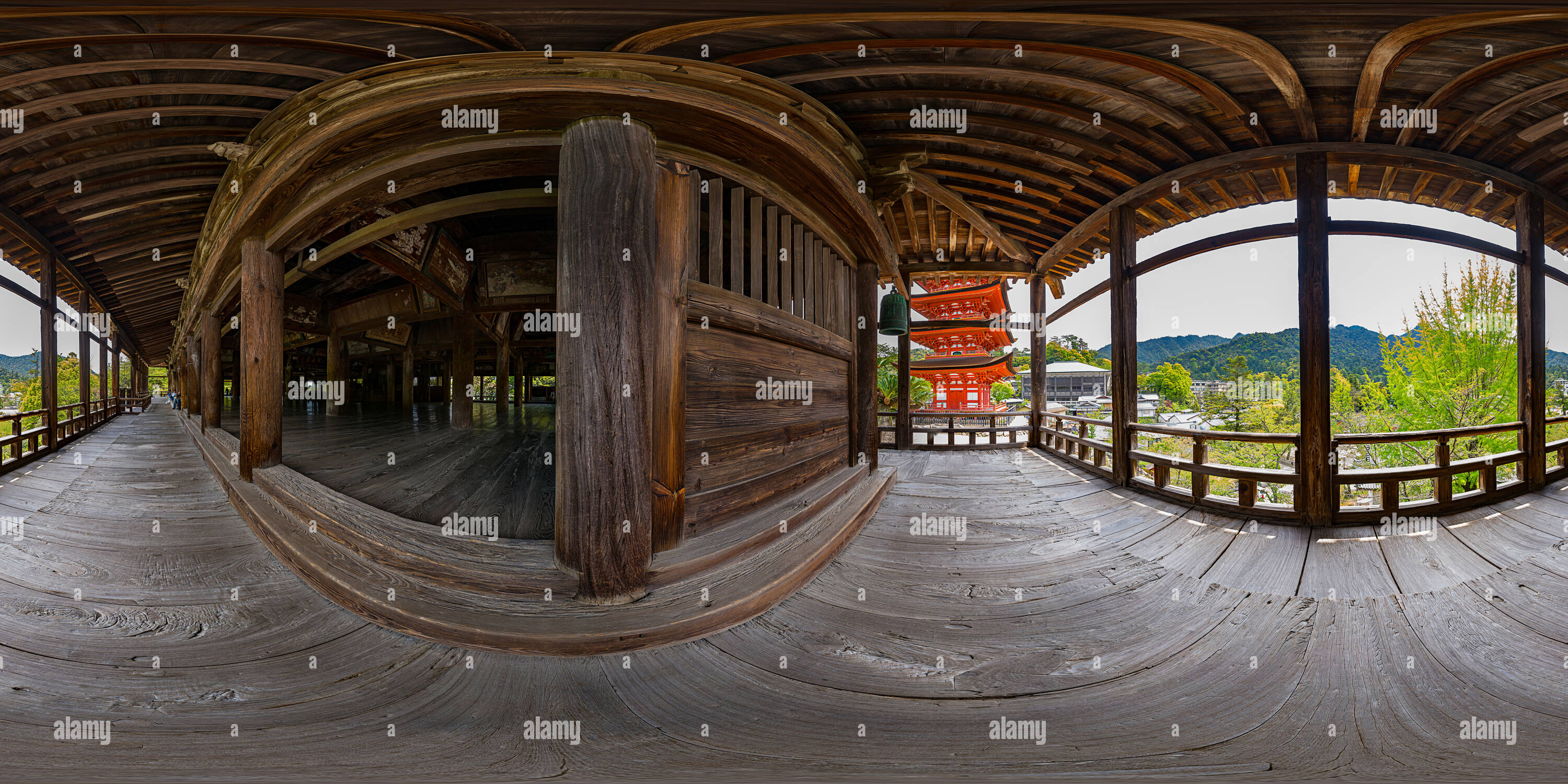 Vue panoramique à 360° de Senjokaku et pagode de cinq étages