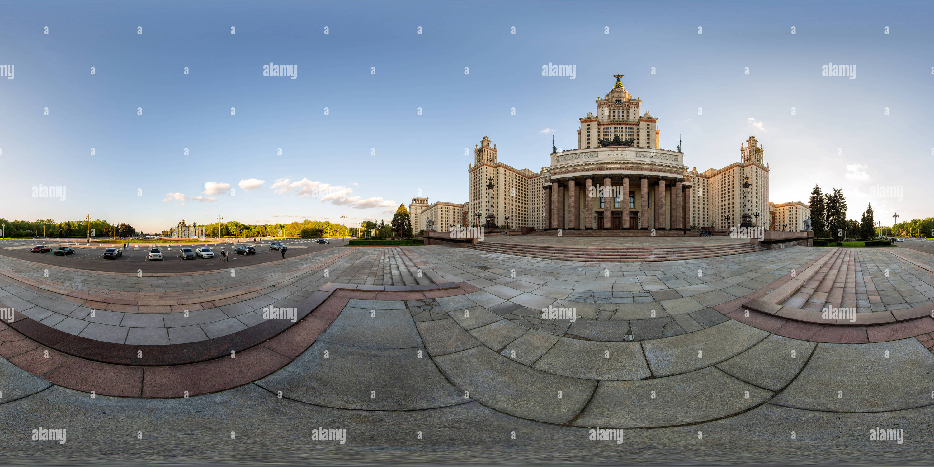 Vue panoramique à 360° de L'Université d'État de Moscou Lomonosov