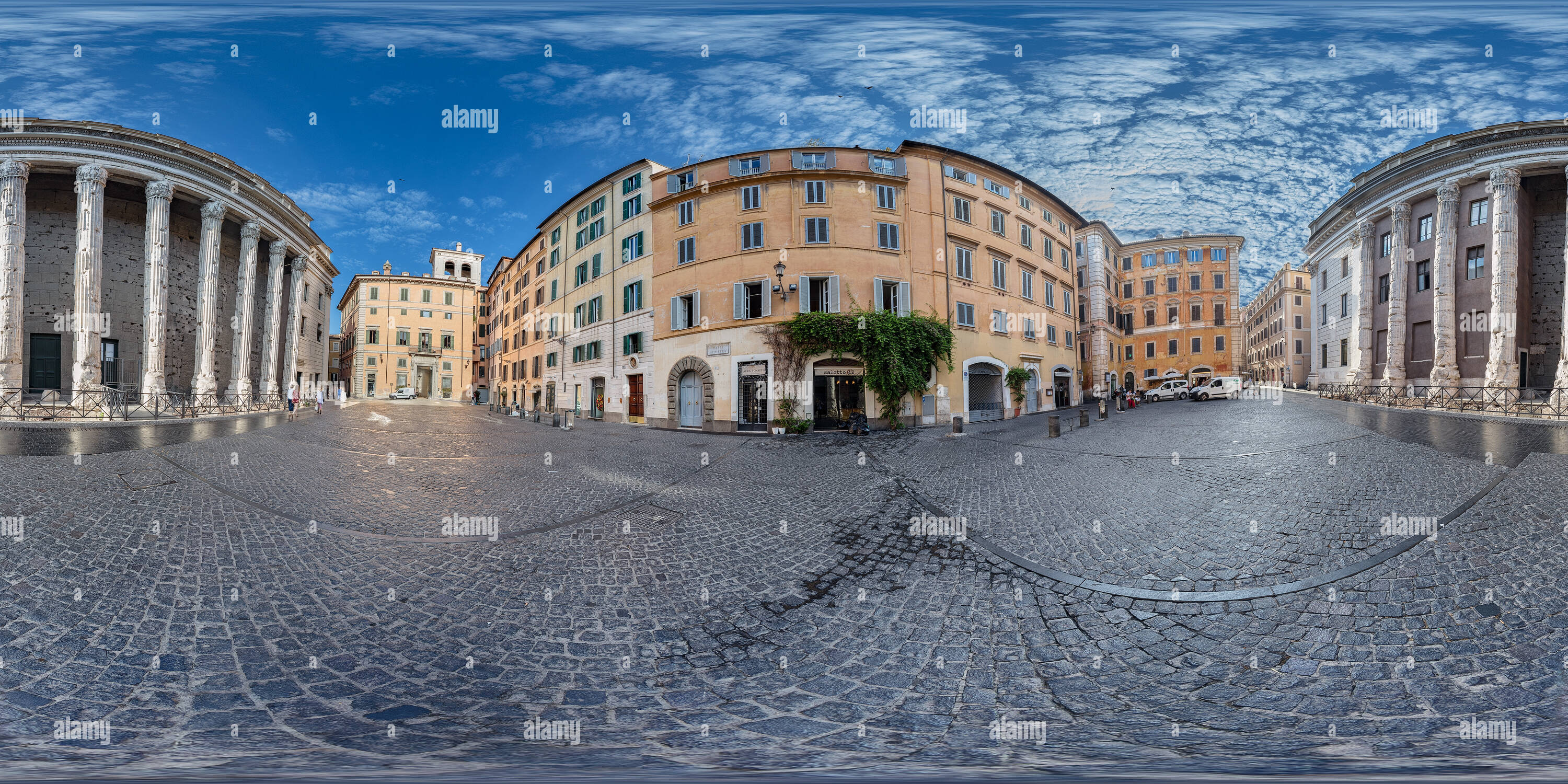 Vue panoramique à 360° de Piazza di Pietra. Rom.