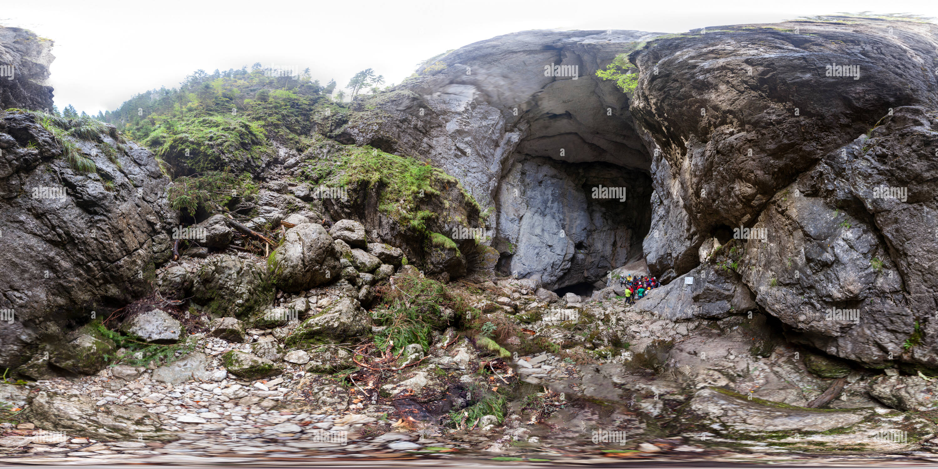 Vue panoramique à 360° de Cetatile Ponorului