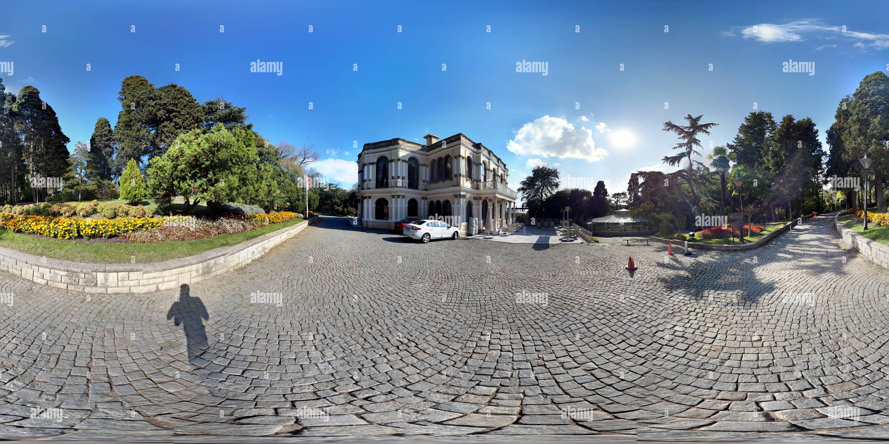 Vue panoramique à 360° de Yildiz Parki. İstanbul. La Turquie. Kiosque de Malte