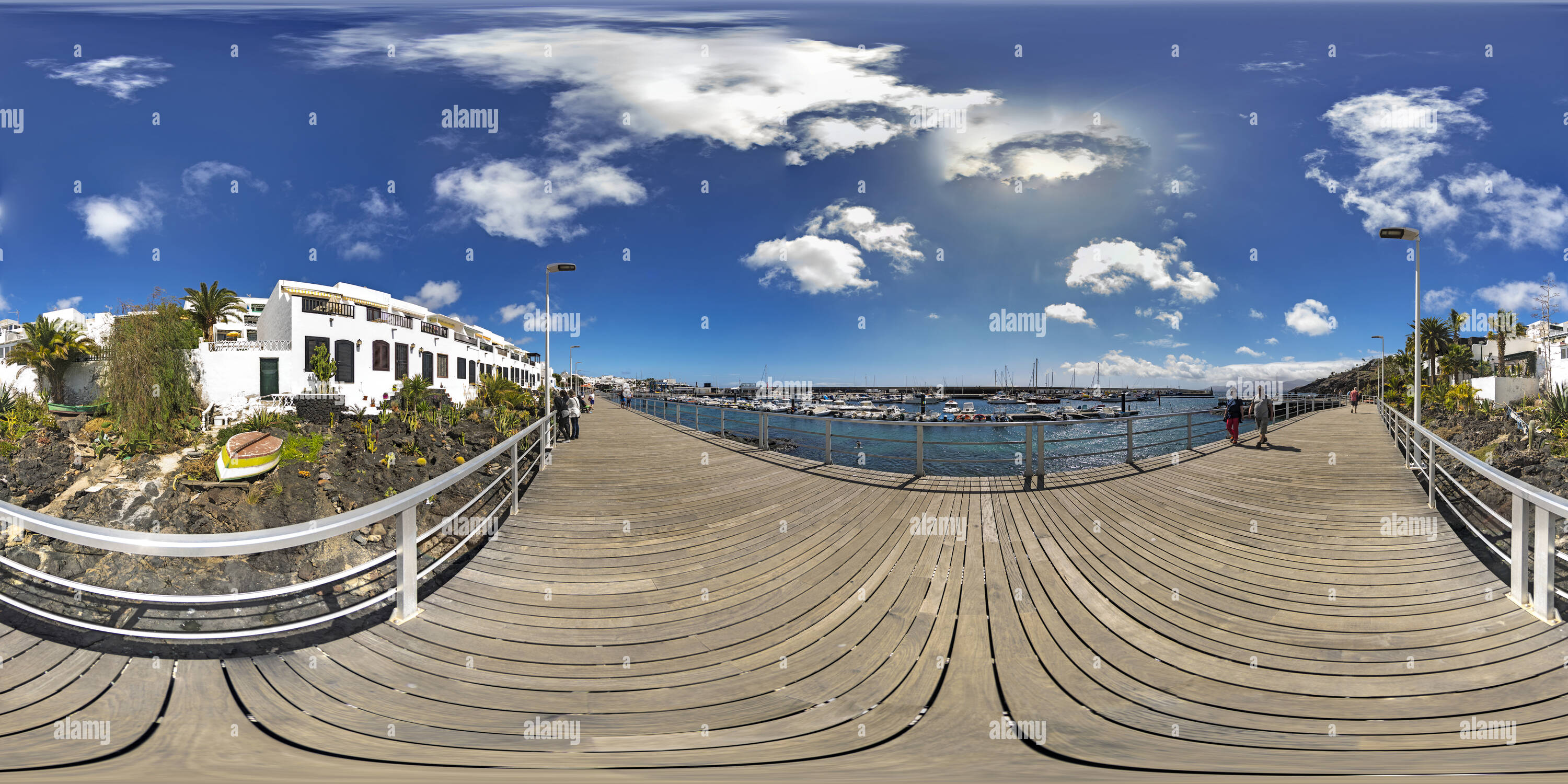 Vue panoramique à 360° de Canaries Lanzarote Puerto Del Carmen Old town harbor