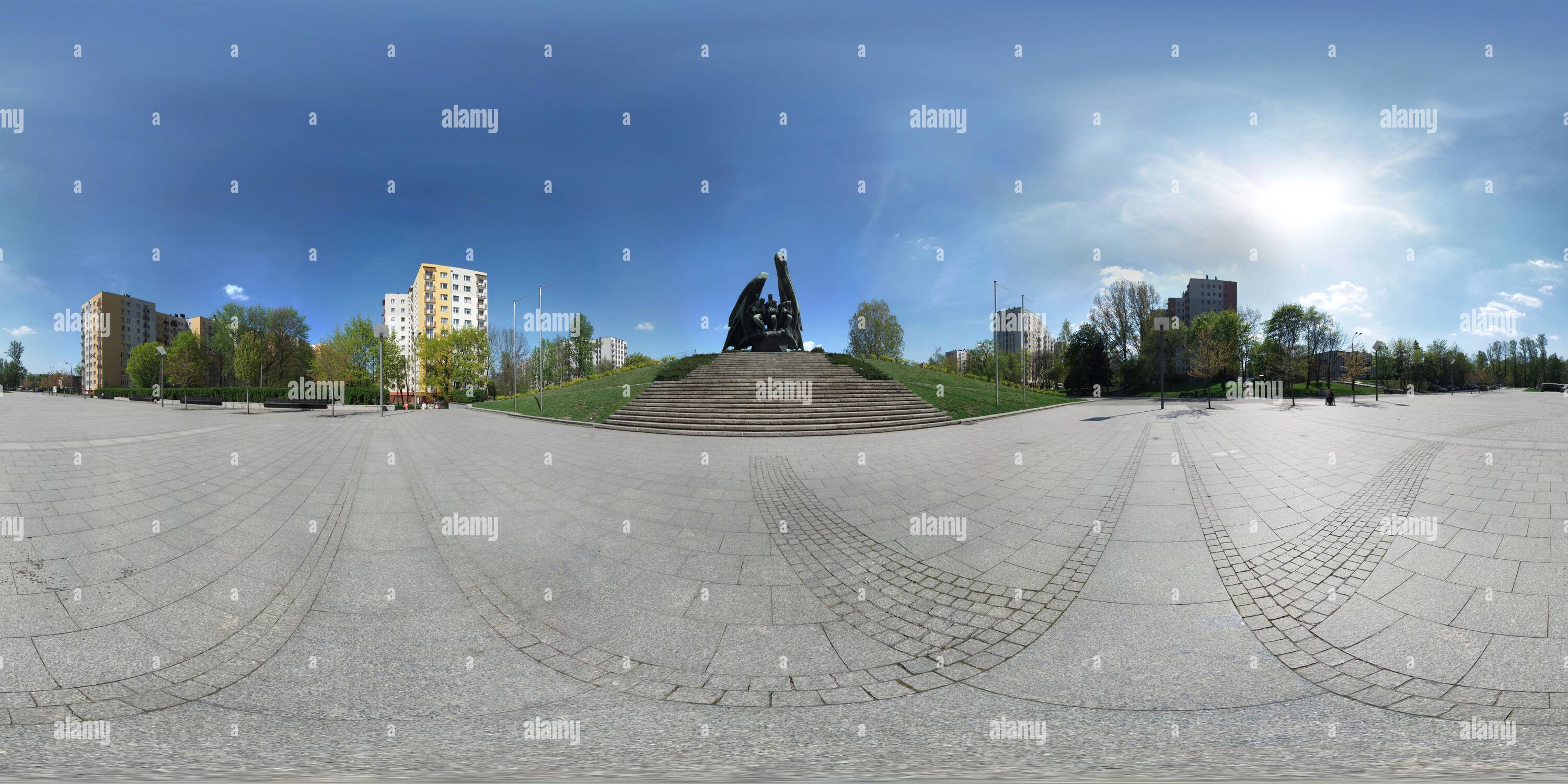 Vue panoramique à 360° de Katowice - Monument du soldat polonais - vue de la place