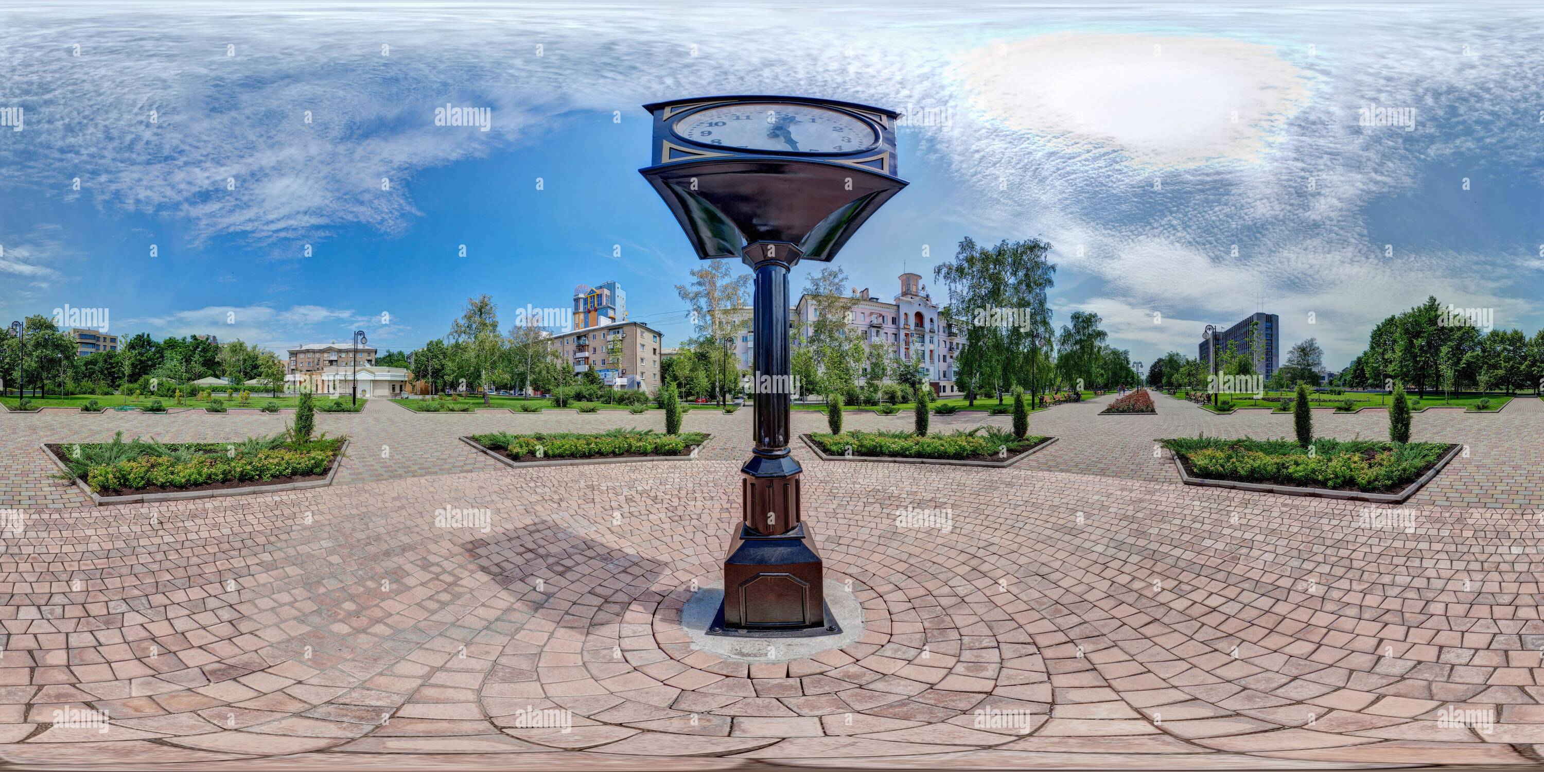 Vue panoramique à 360° de L'horloge sur Boulevard Pouchkine