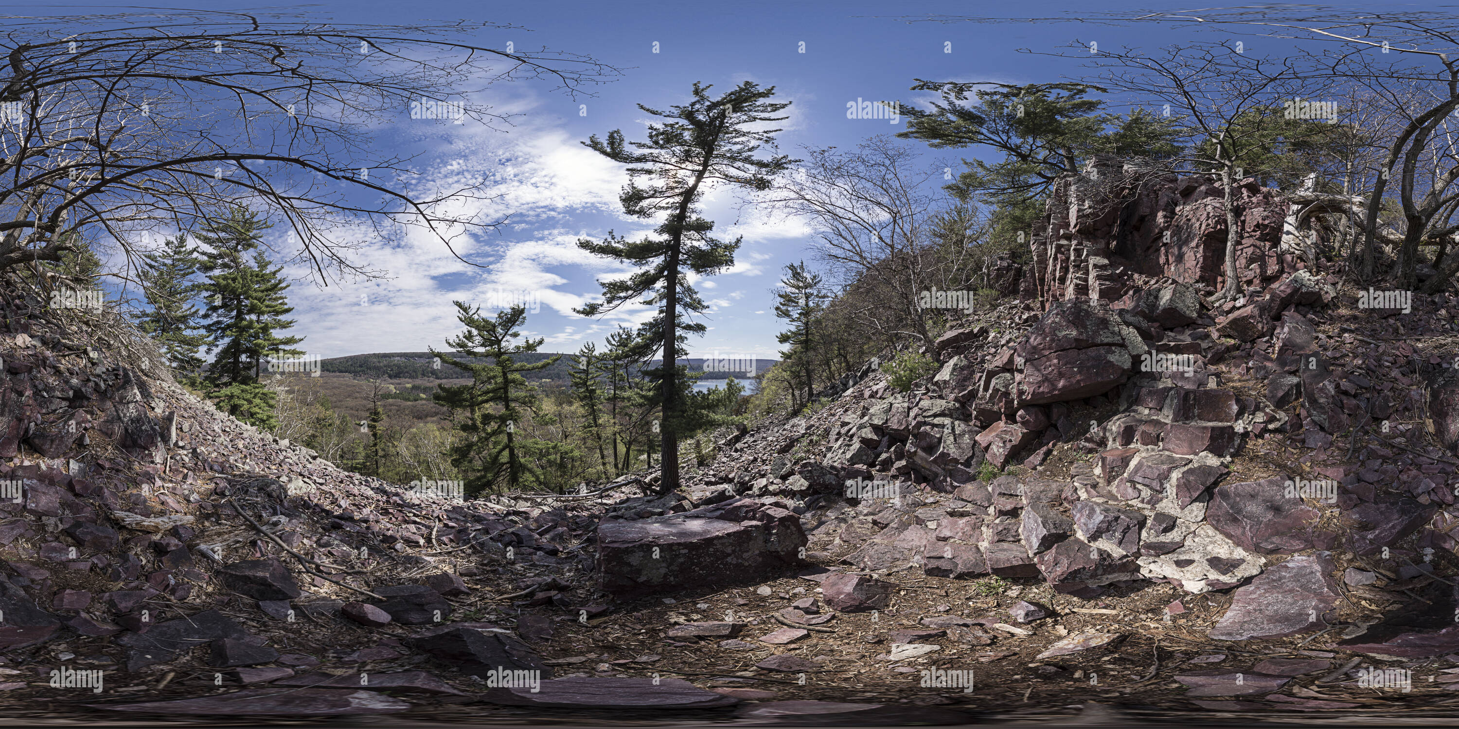 Vue panoramique à 360° de Escalier de quartzite, Devils Lake, près de Baraboo, WI