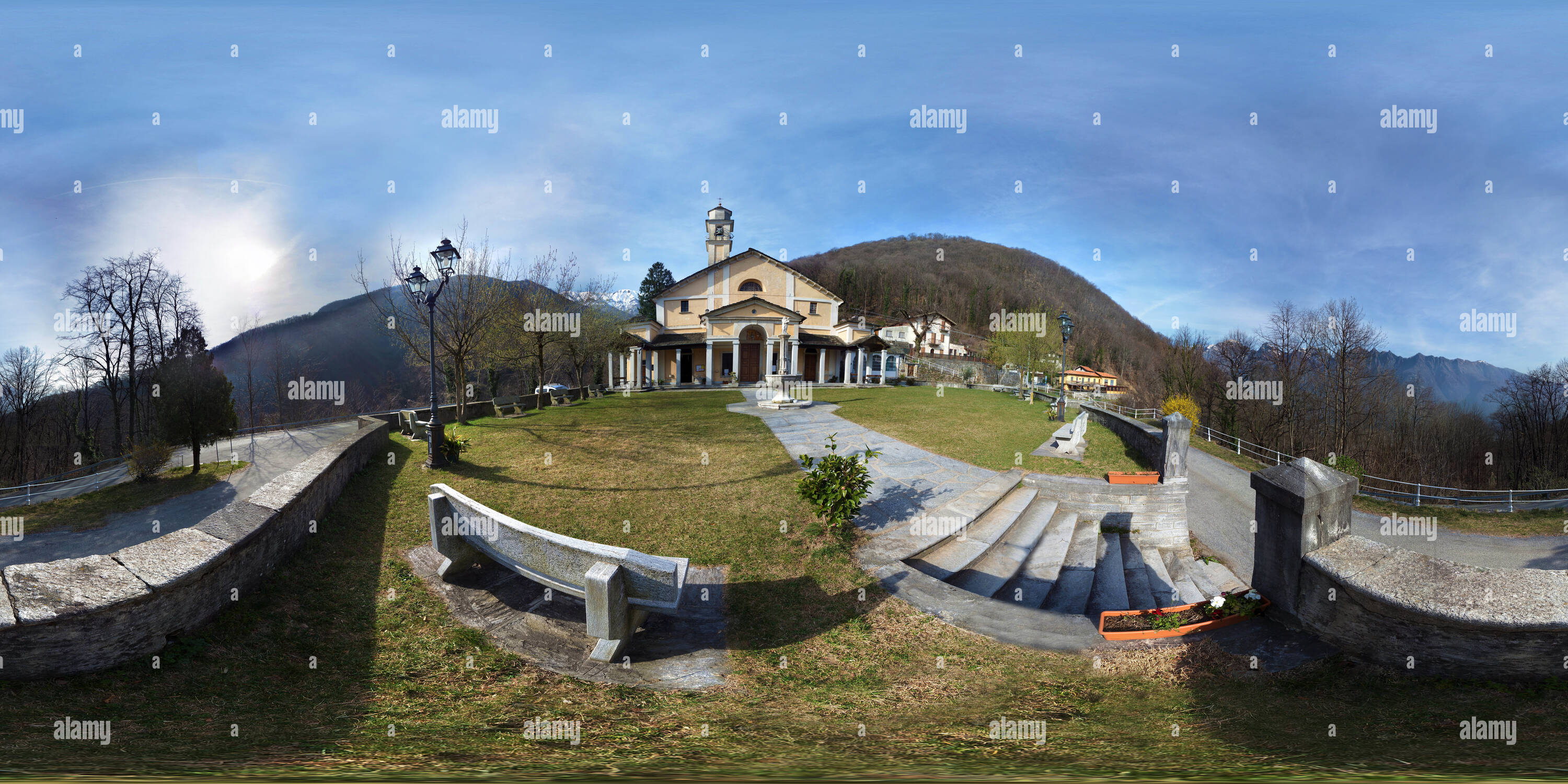 Vue panoramique à 360° de Sanctuaire de la Vierge de Boden - Boden Square (alt. 500 mt. m.s.l.) - Ornavasso - Italie