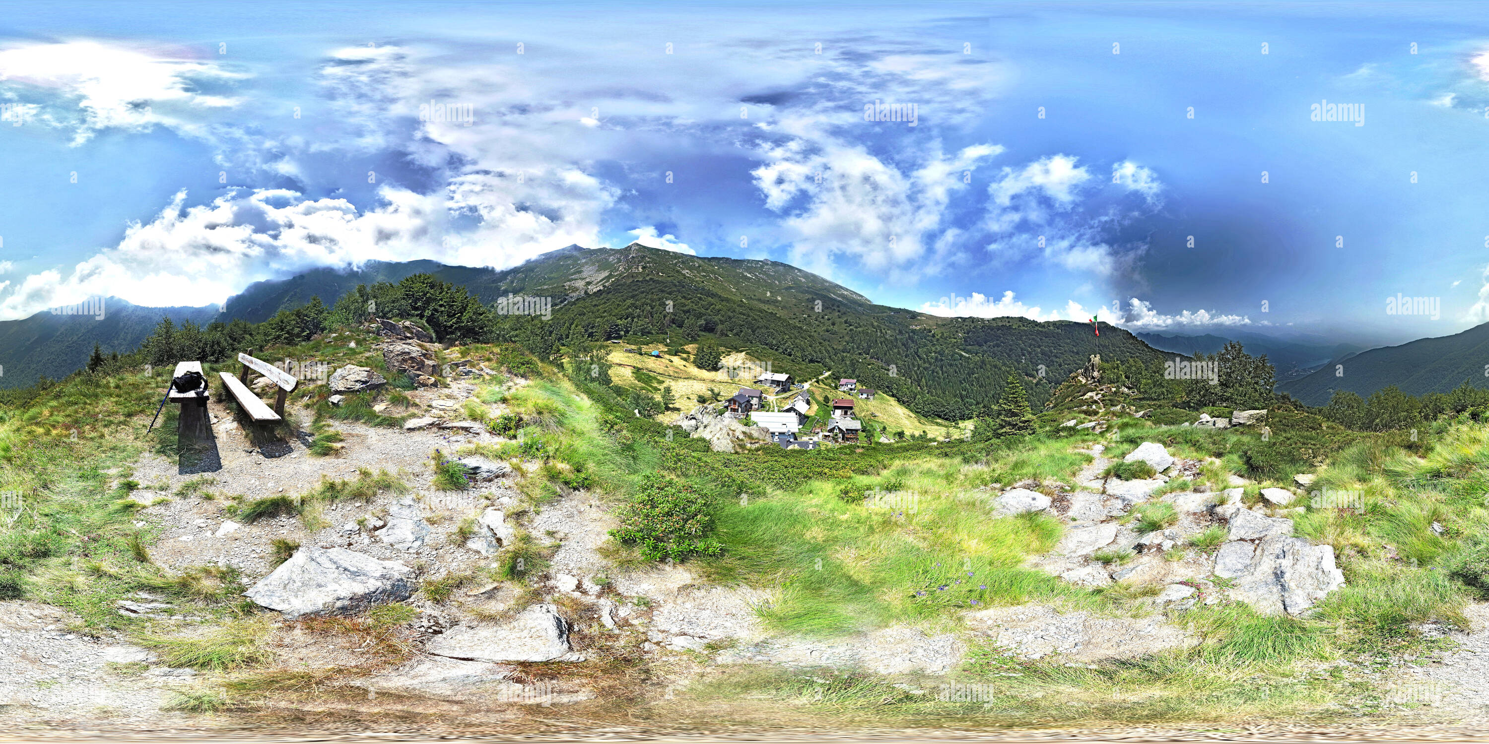 Vue panoramique à 360° de Alpe Cortevecchio (Im) Altaschtafil (Alt 1,5236 Mt. Msl) - Ornavasso