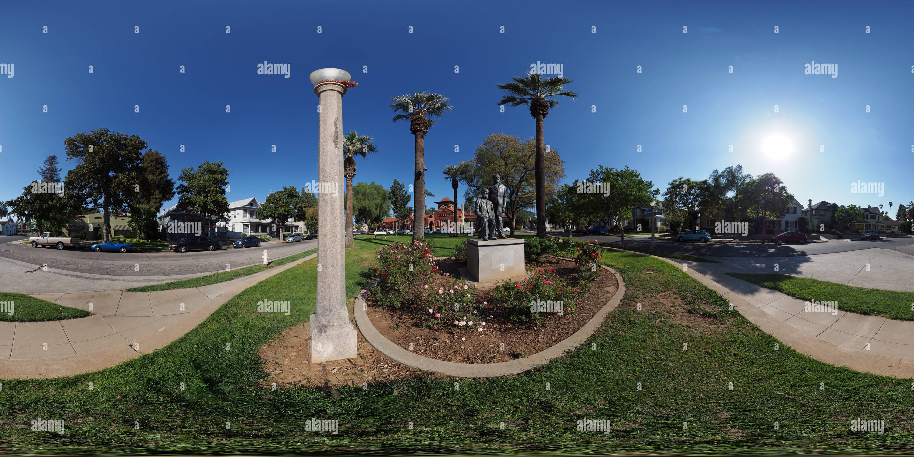 Vue panoramique à 360° de Statue des frères Smiley à Redlands en Californie