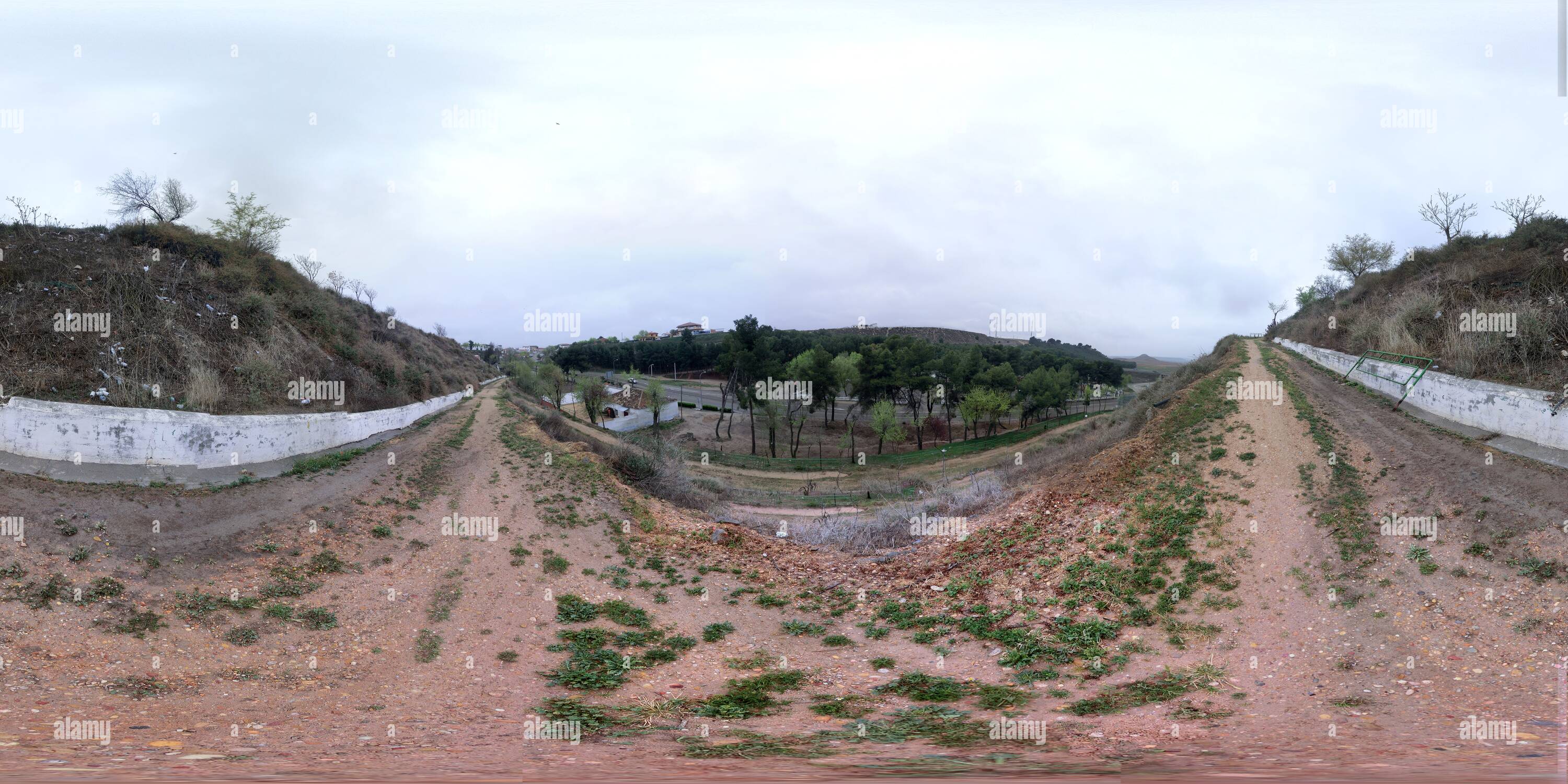 Vue panoramique à 360° de Paseo de las Cuevas del Cerro. La Guardia (Toledo)