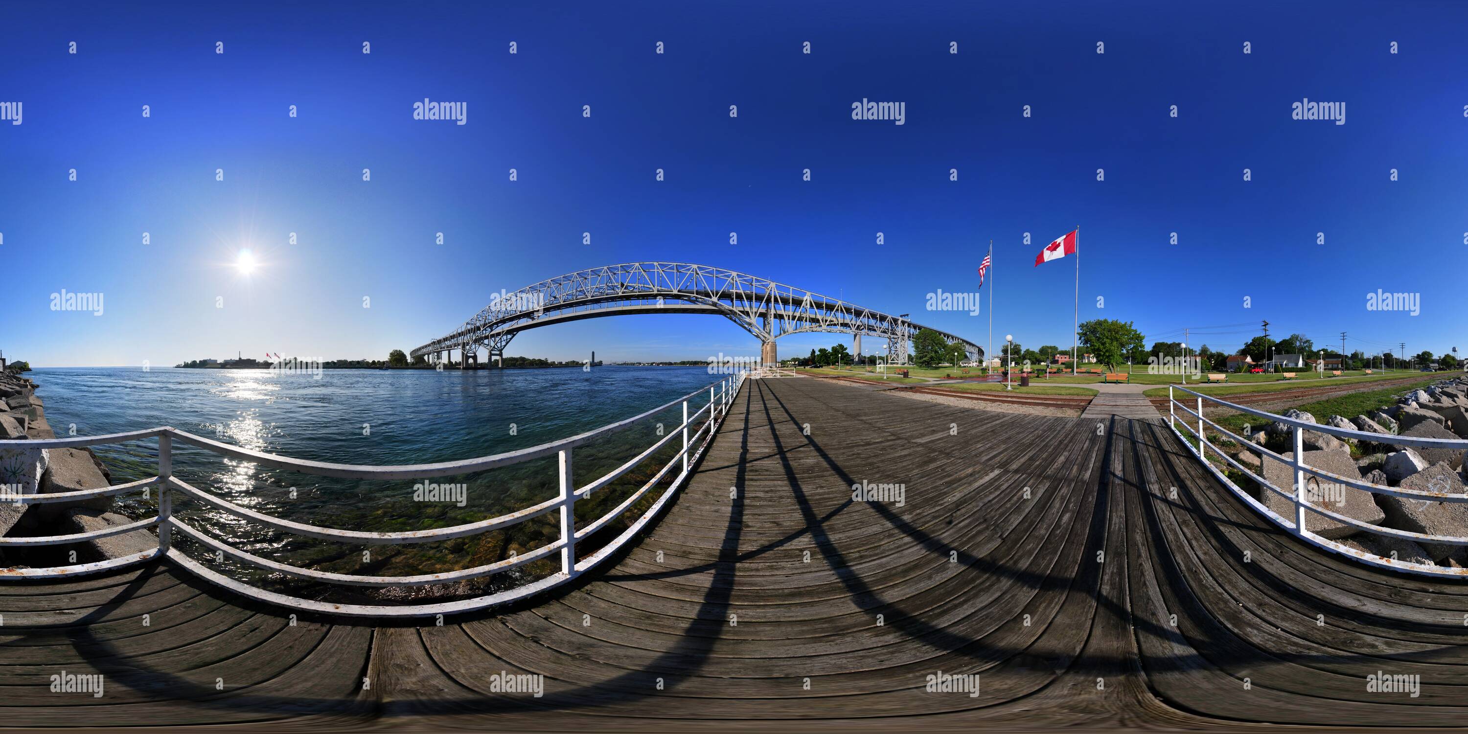 Vue panoramique à 360° de Le pont Blue Water, Port Huron, Michigan à Sarnia (Ontario)