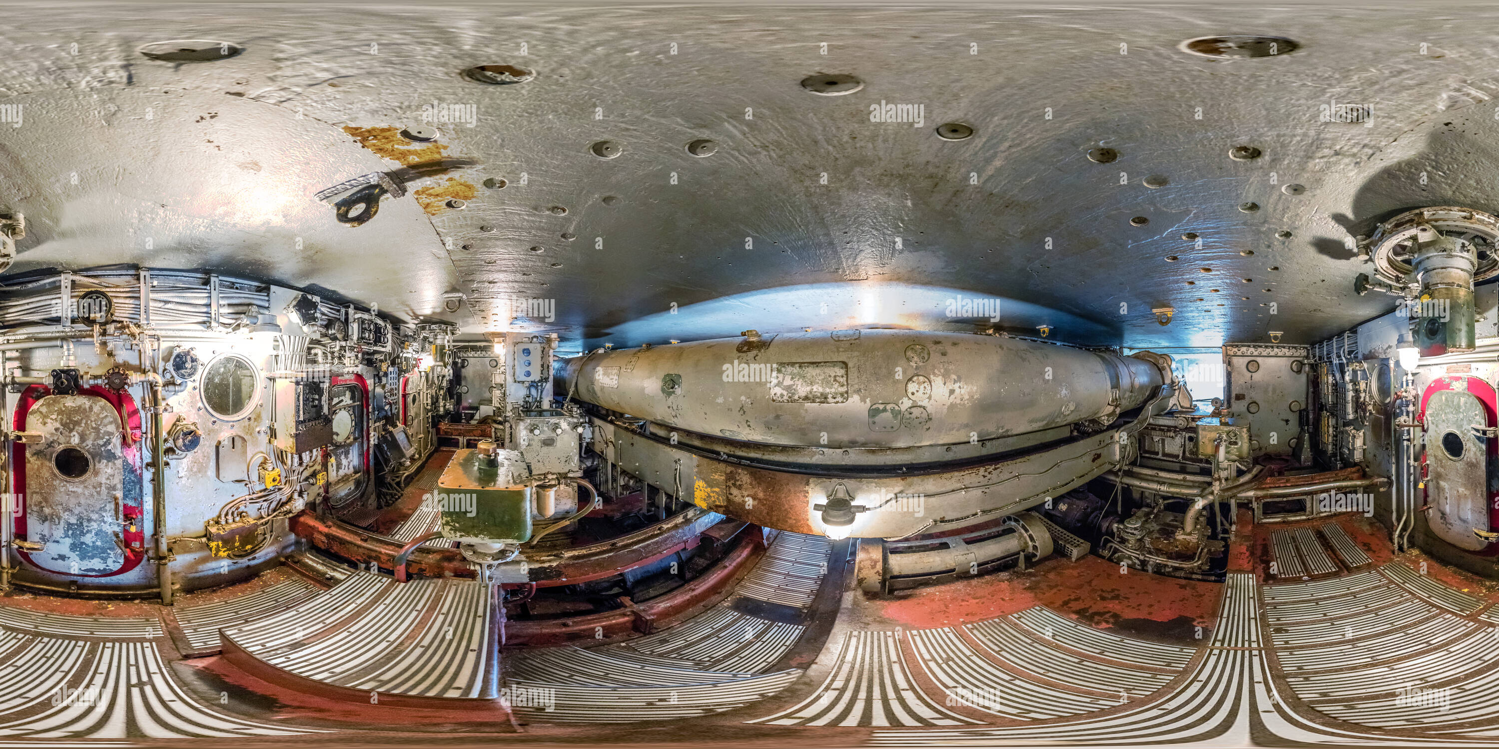 Vue panoramique à 360° de L'intérieur n° 1 tourelle du USS Alabama (BB-60)