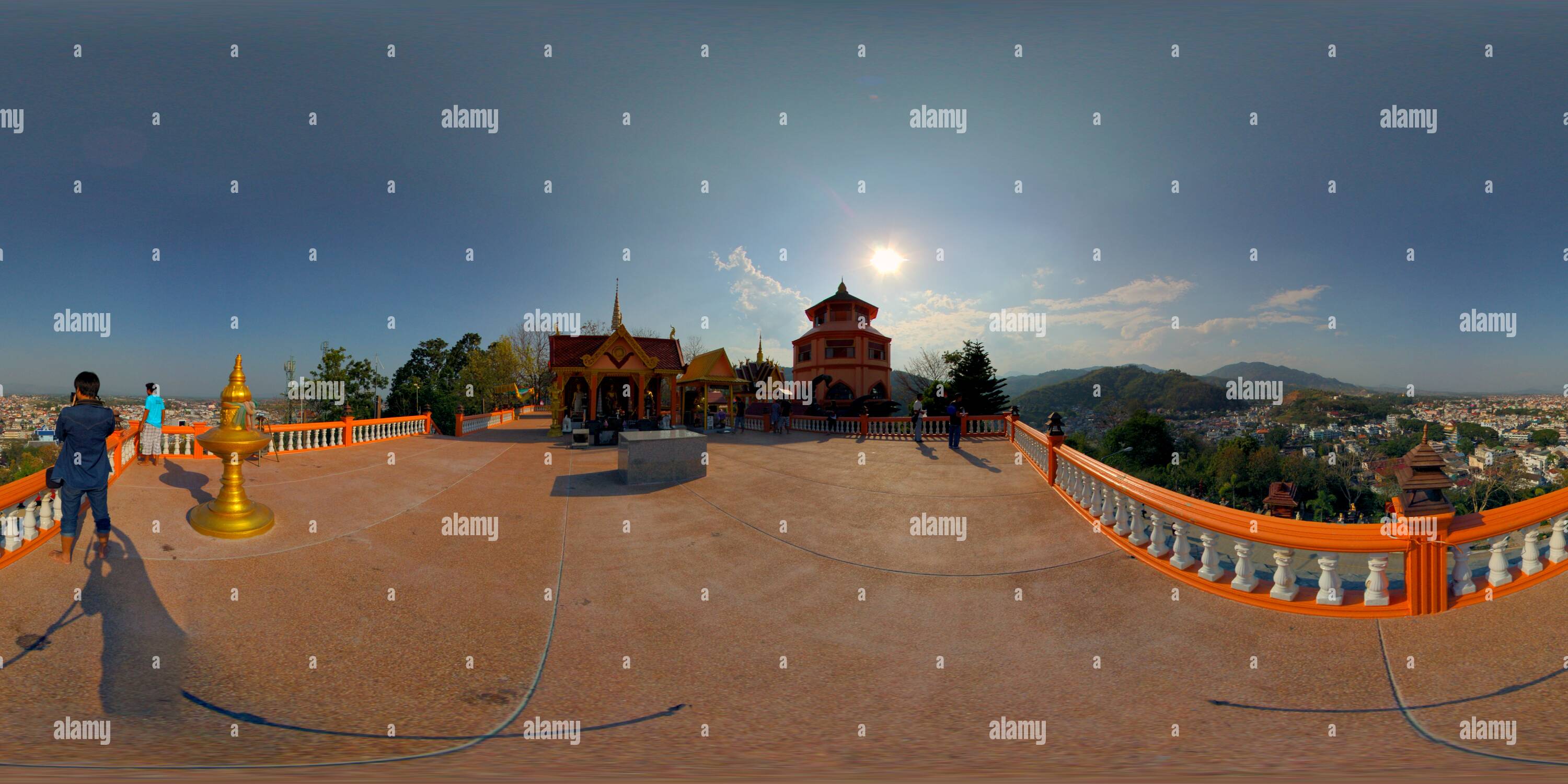 Vue panoramique à 360° de Wat Phra That Doi Wao