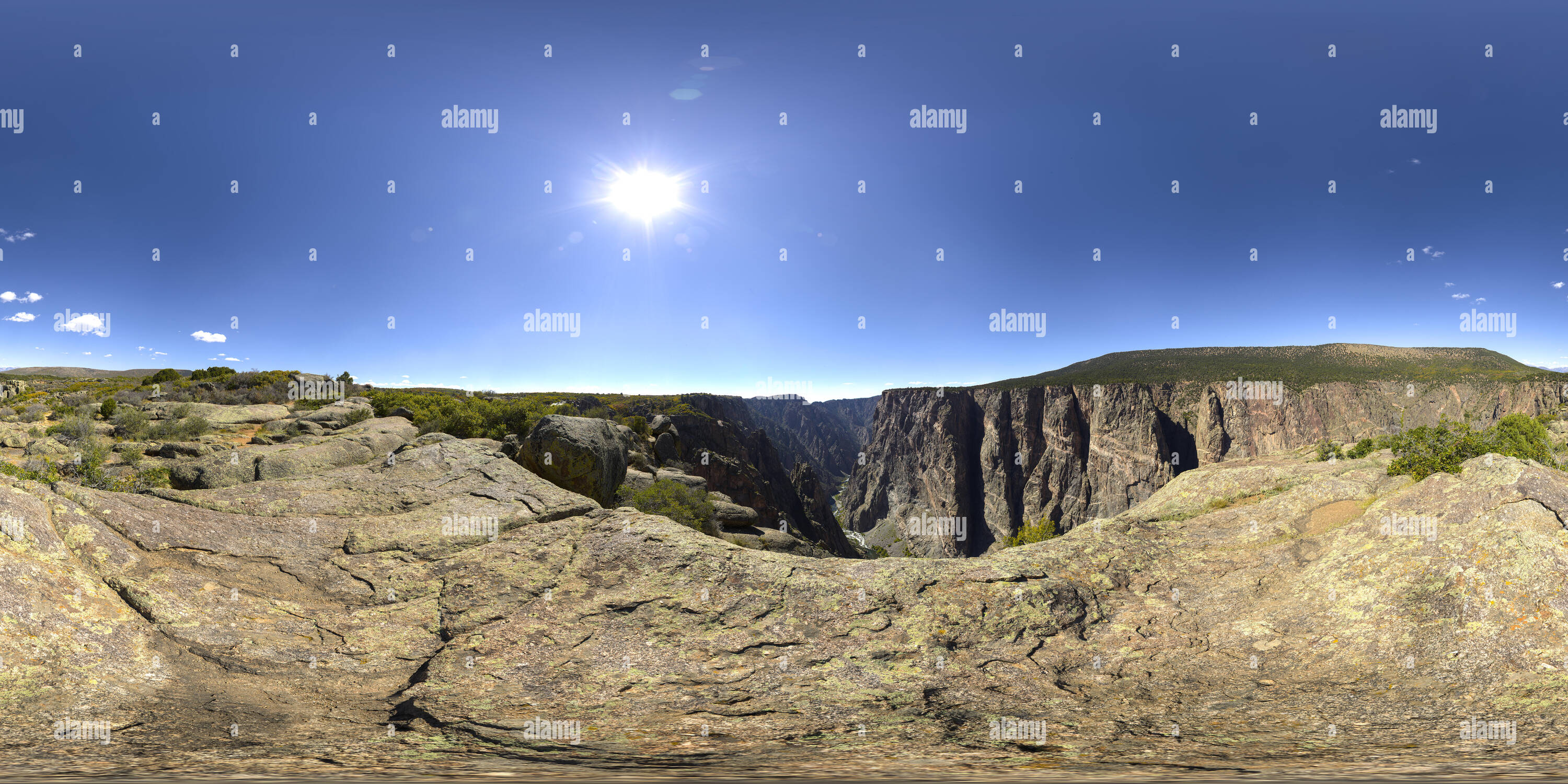 Vue panoramique à 360° de Panorama sphérique 360 Parc National Black Canyon of the Gunnison dans le sud du Colorado USA par temps clair.