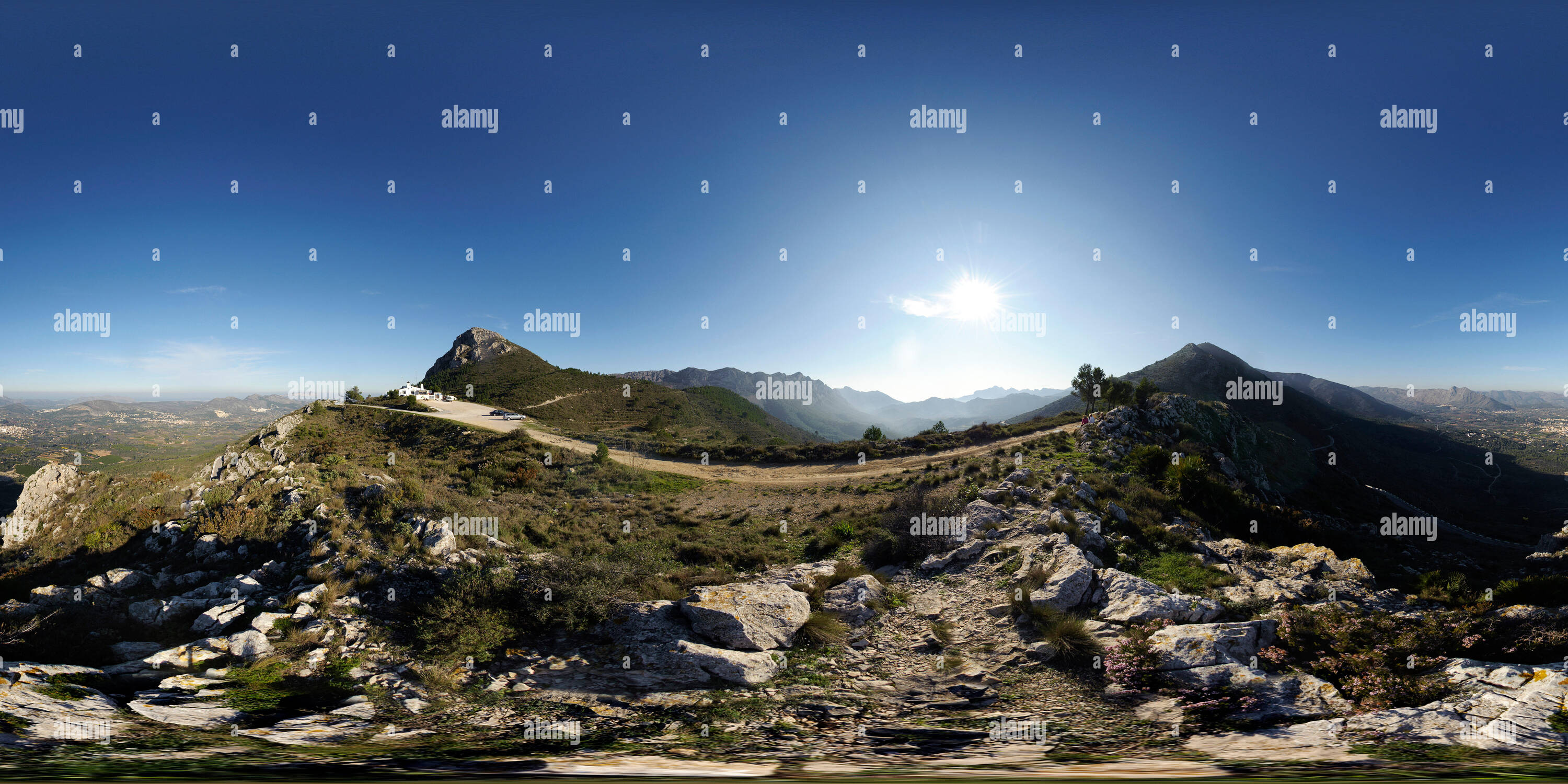 Vue panoramique à 360° de Coll de col de montagne Tarifs dans la Serra del Carrascar de Parcent, Marina Alta, Alicante, Valencia, Espagne