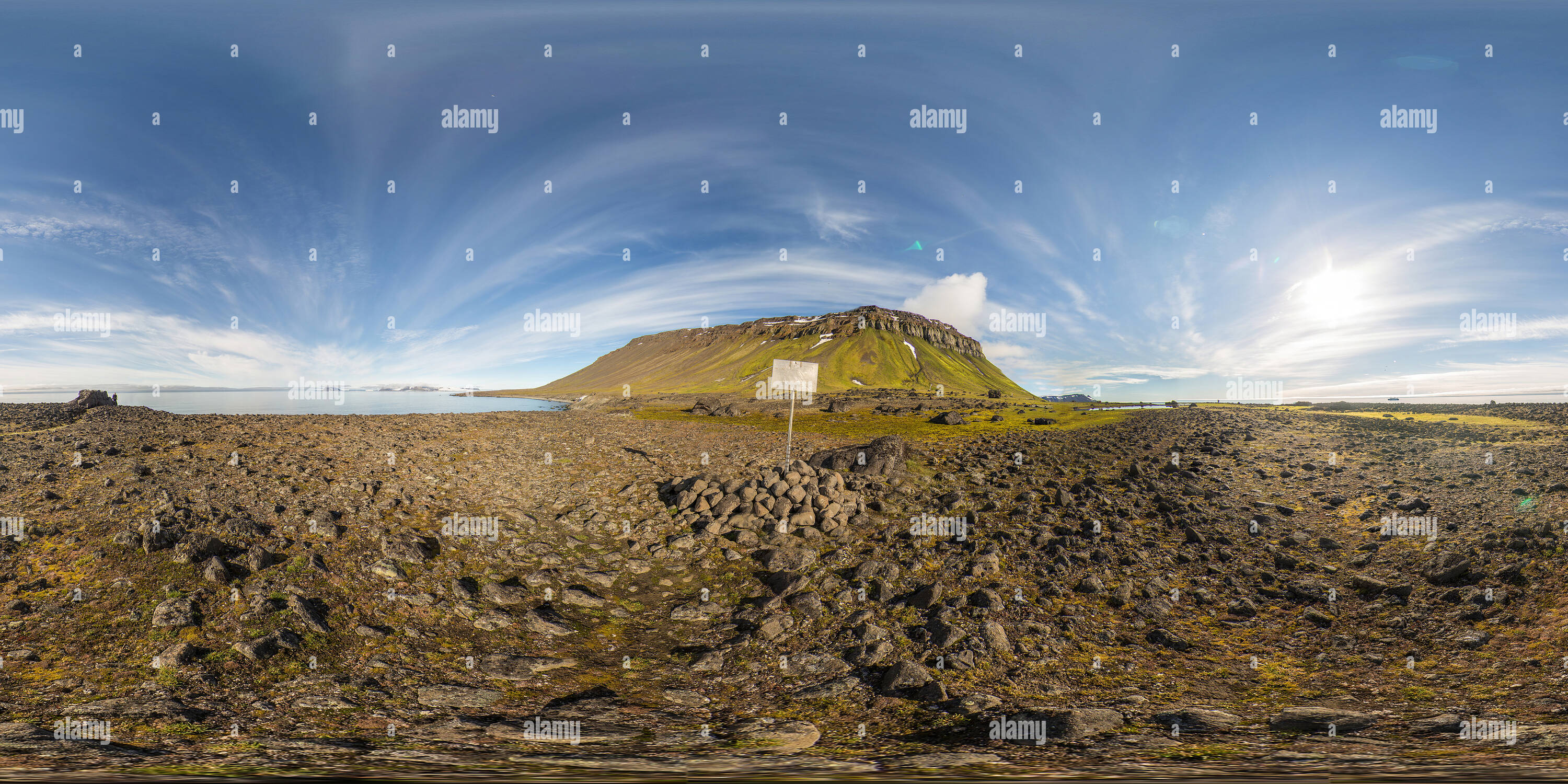 Vue panoramique à 360° de Flore, l'Île Northbrook, François-Joseph