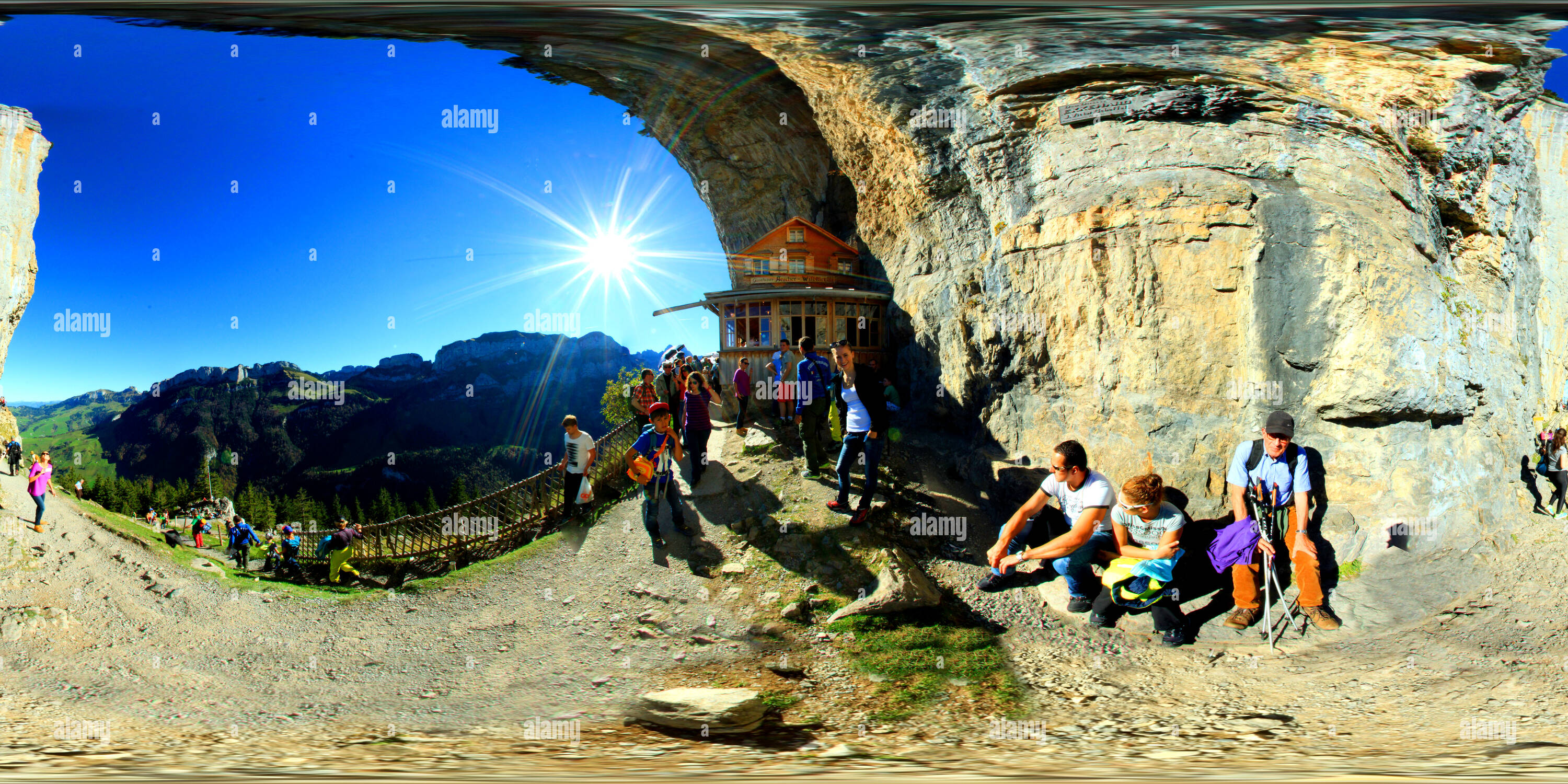 Vue panoramique à 360° de Aescher-Wildkirchli, Löwen