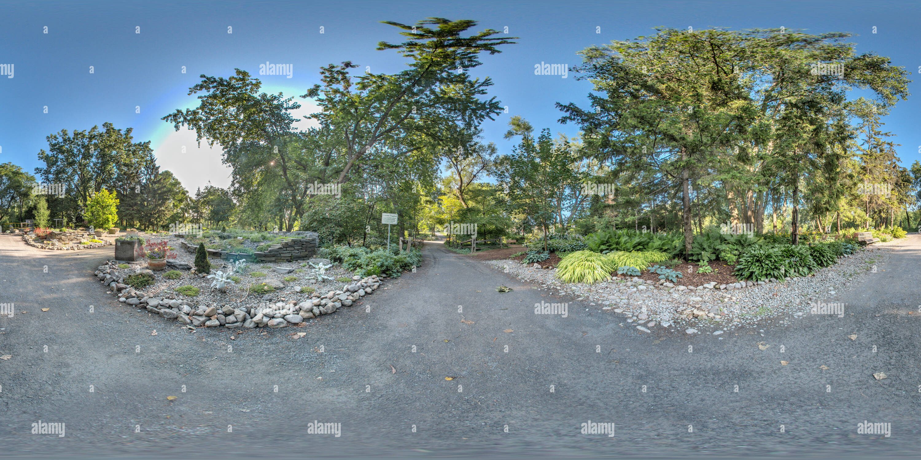 Vue panoramique à 360° de Jardin alpin, Centre de la nature, Laval