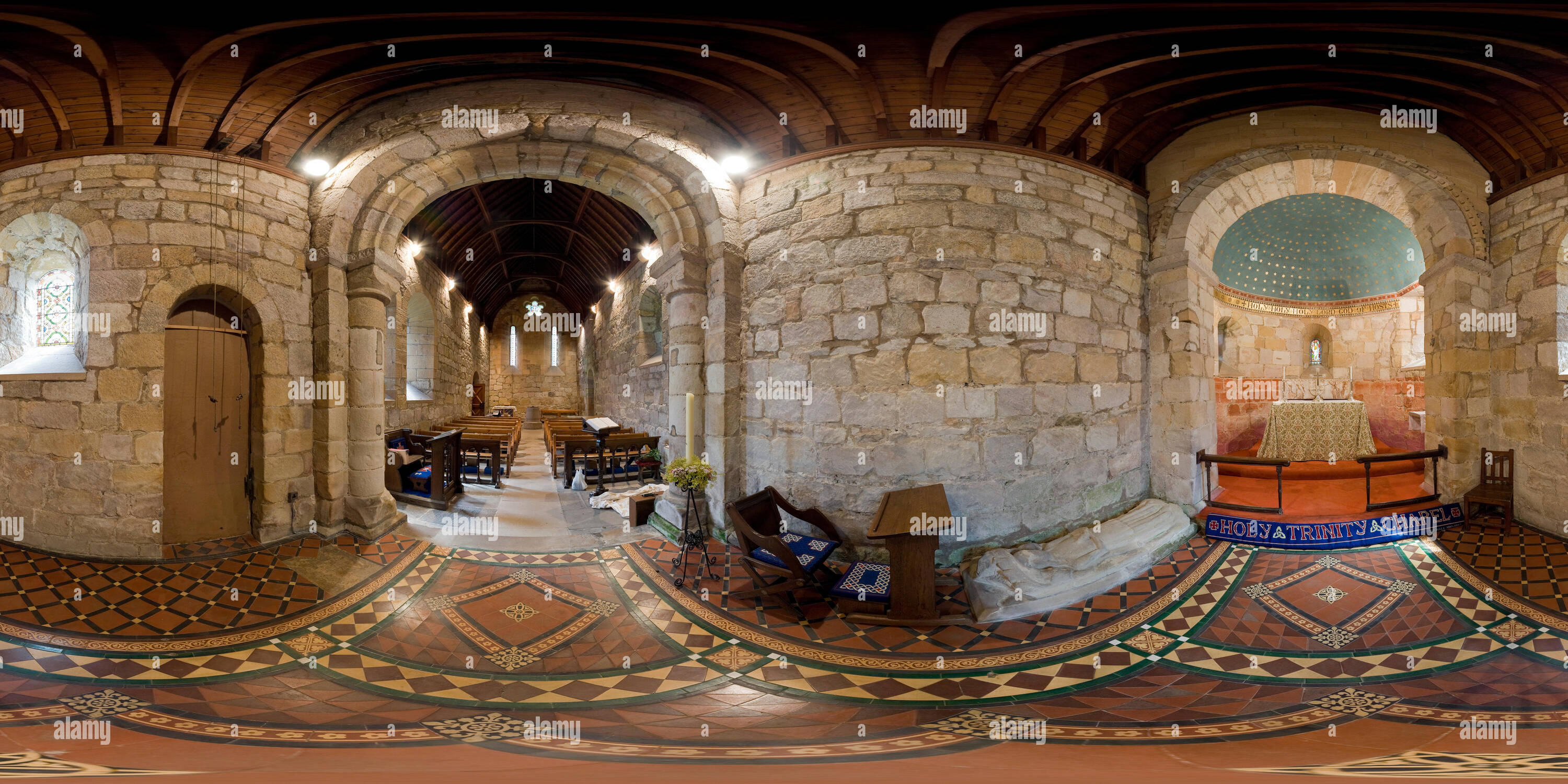 Visualizzazione panoramica a 360 gradi di Panorama interiore, Old Bewick Chiesa, Northumberland, 2009