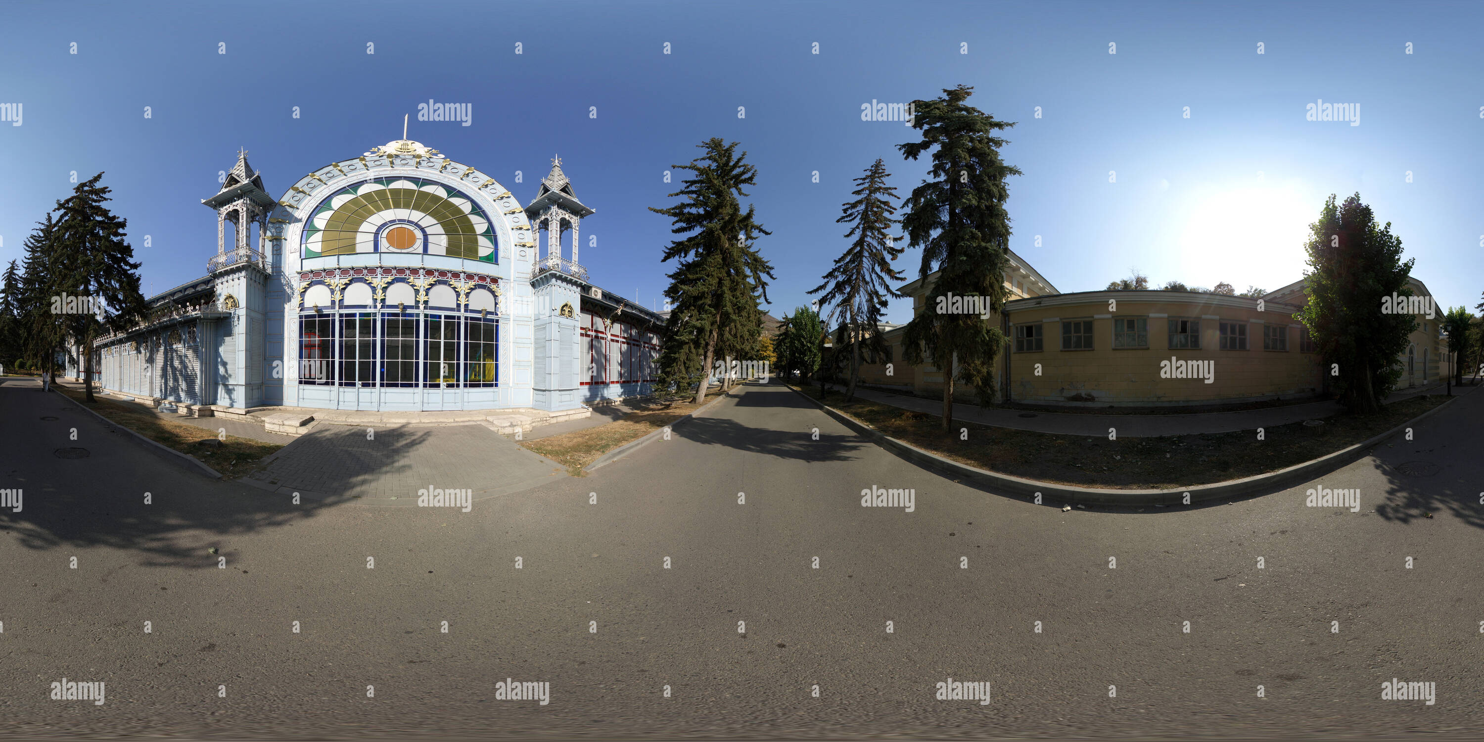 Visualizzazione panoramica a 360 gradi di Лермонтовская галерея Витраж и ванны 2020