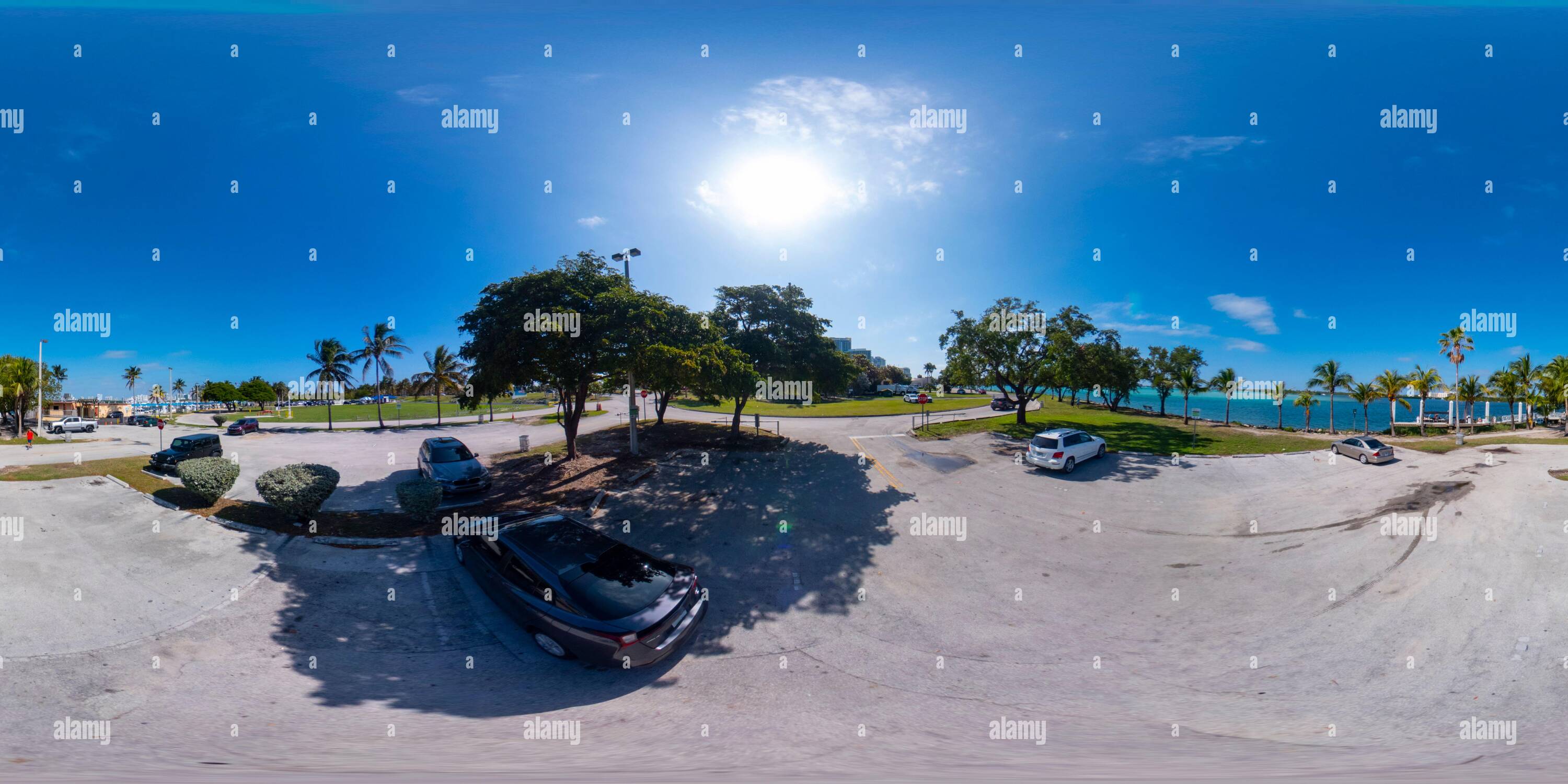 Visualizzazione panoramica a 360 gradi di 360 foto Haulover Beach Miami parcheggio