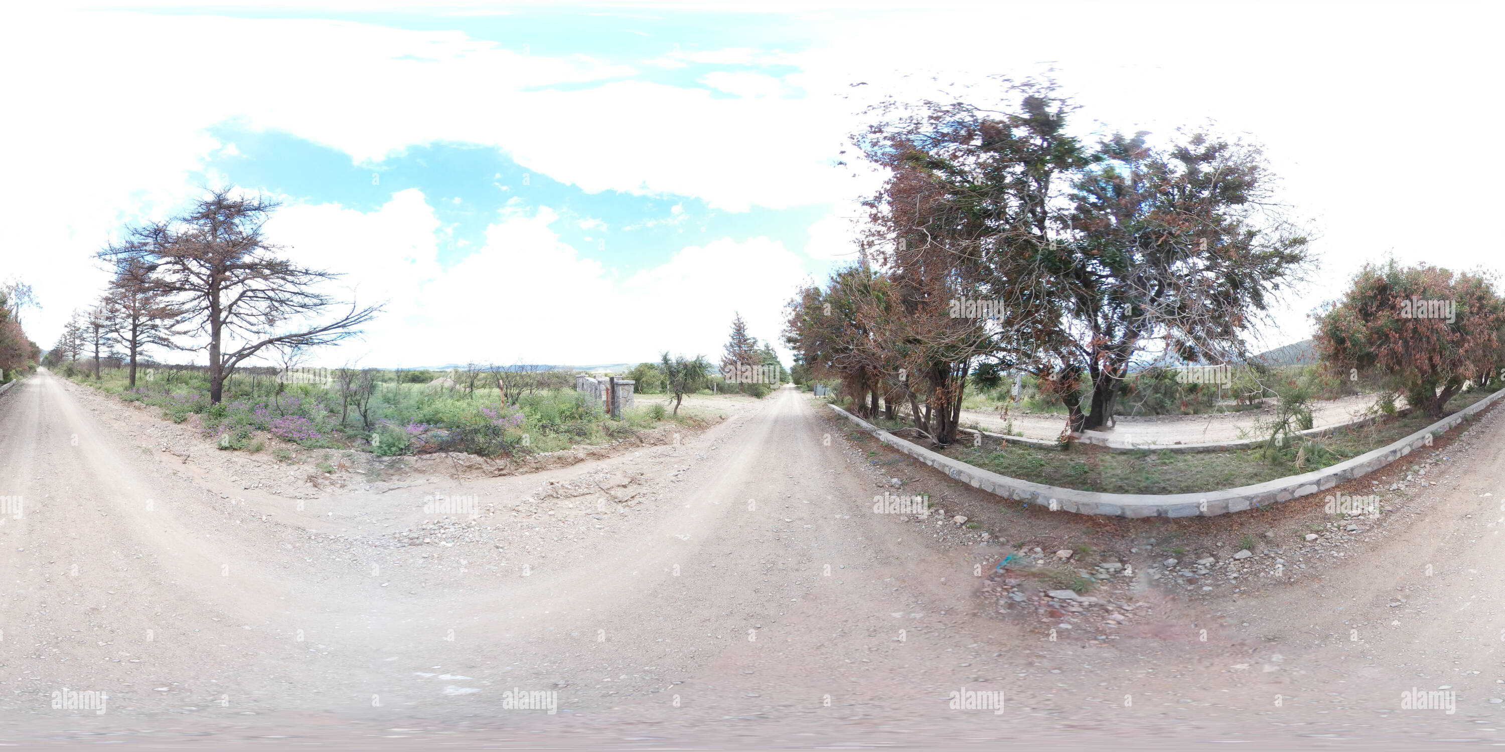 Visualizzazione panoramica a 360 gradi di AV Las Gemelas - Capilla del Monte febrero 2021