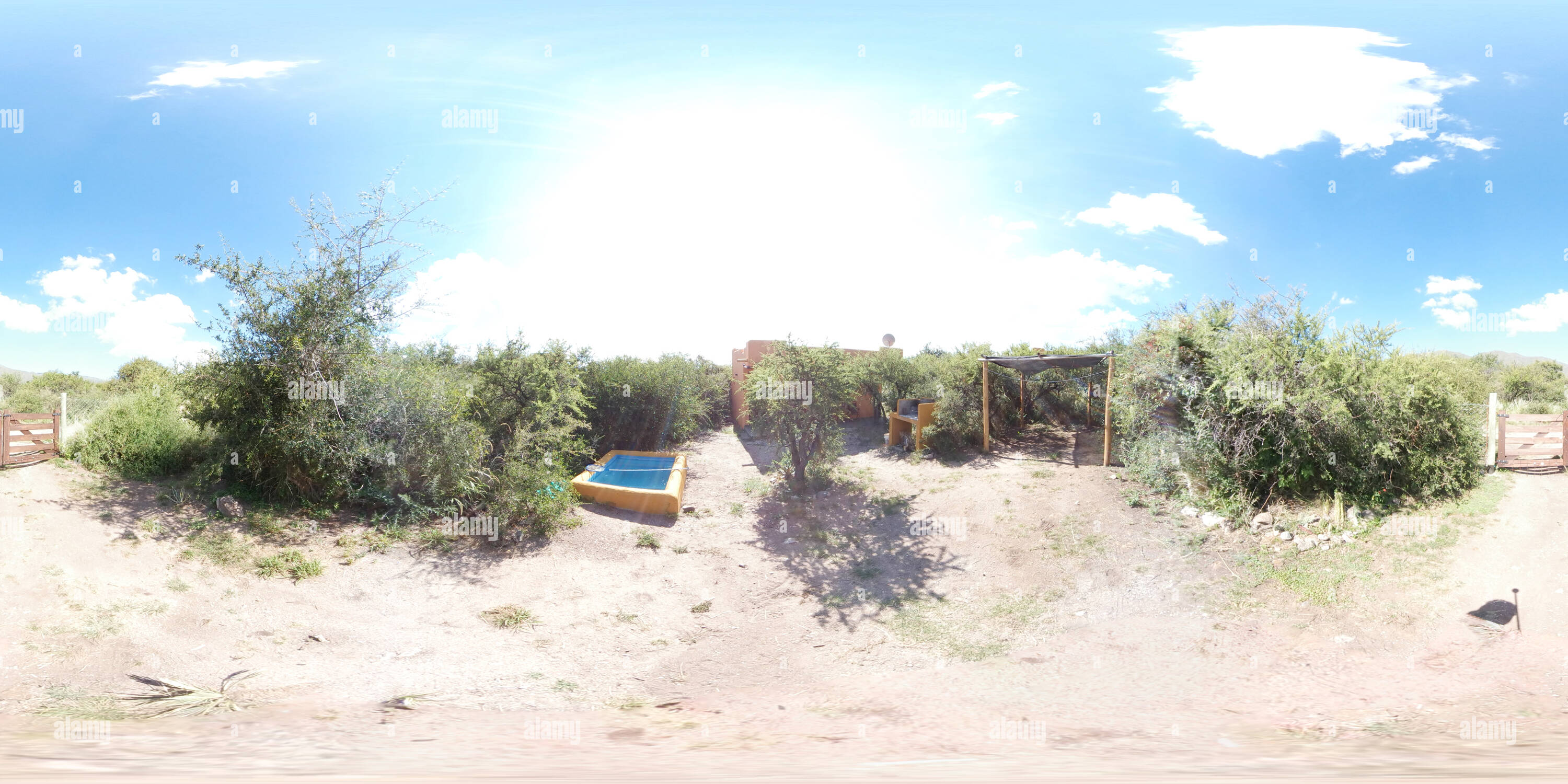 Visualizzazione panoramica a 360 gradi di Cabañas Taos Pueblo - Capilla del Monte febrero 2021