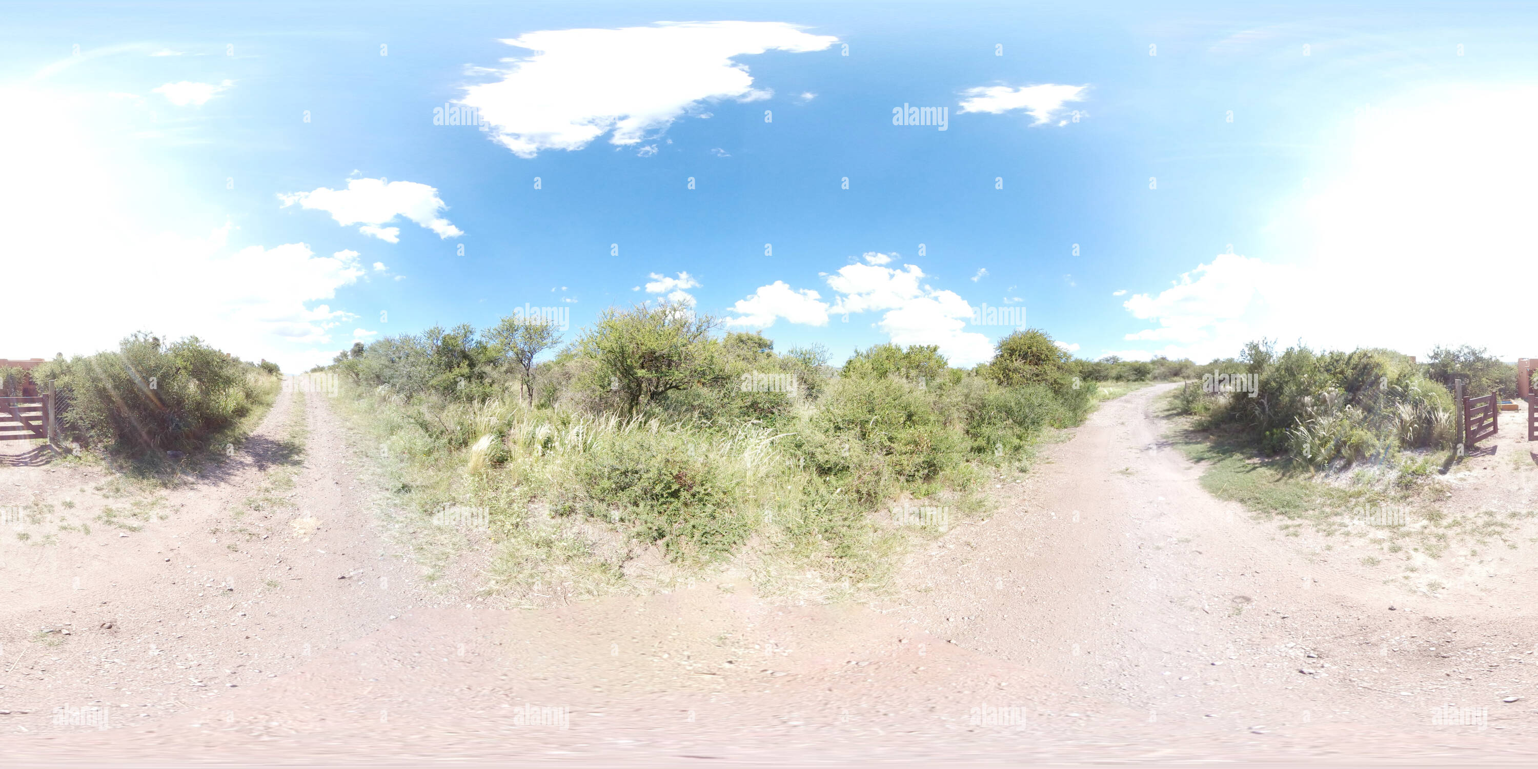 Visualizzazione panoramica a 360 gradi di Cabañas Taos Pueblo - Capilla del Monte febrero 2021