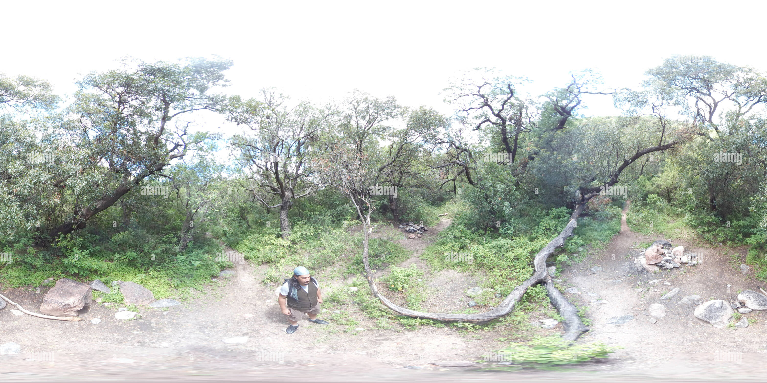 Visualizzazione panoramica a 360 gradi di Base Cerro Uritorco - Capilla del Monte febrero 2021