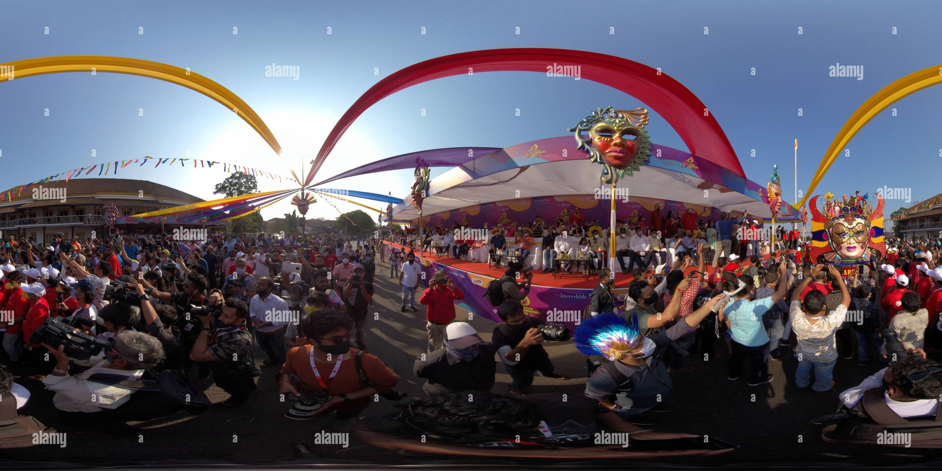 Visualizzazione panoramica a 360 gradi di Carnevale di Viva, Goa 2021