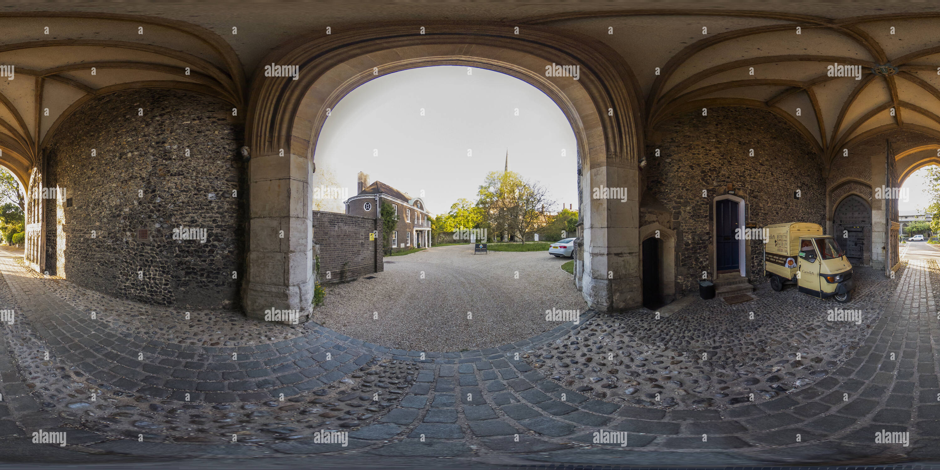 Visualizzazione panoramica a 360 gradi di Arcata alla Casa Episcopale, Norwich