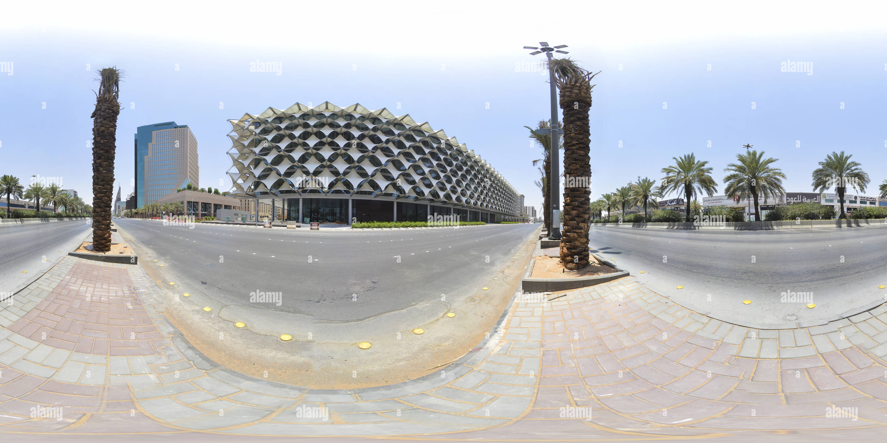 Visualizzazione panoramica a 360 gradi di مكتبة الملك فهد الوطنية - Biblioteca Nazionale del Re Fahad