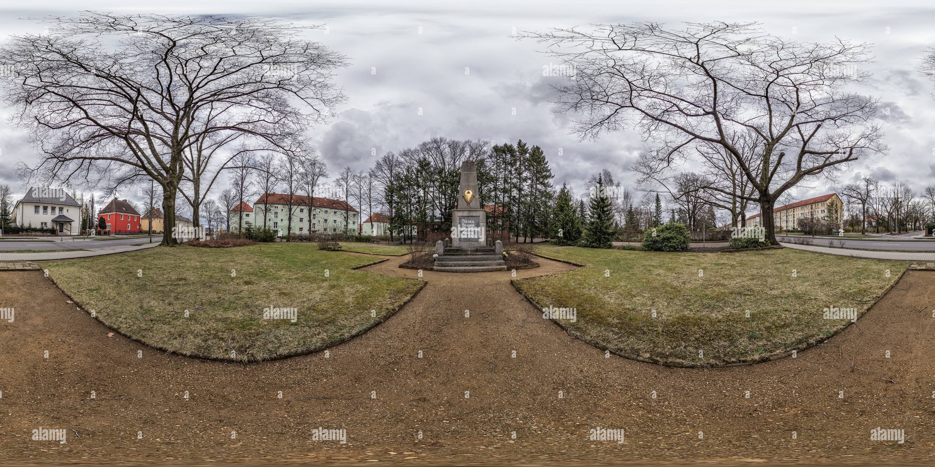 Visualizzazione panoramica a 360 gradi di Cottbus sowjetisches Kriegsdenkmal