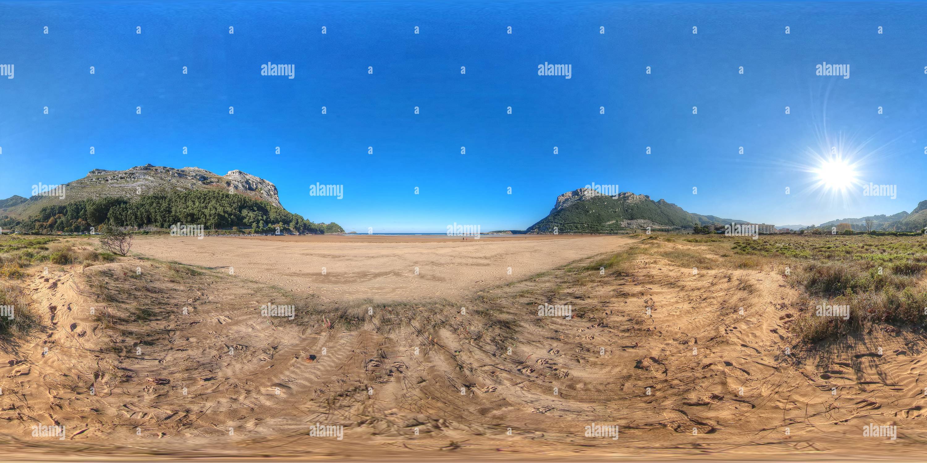 Visualizzazione panoramica a 360 gradi di Oriñon - Playa