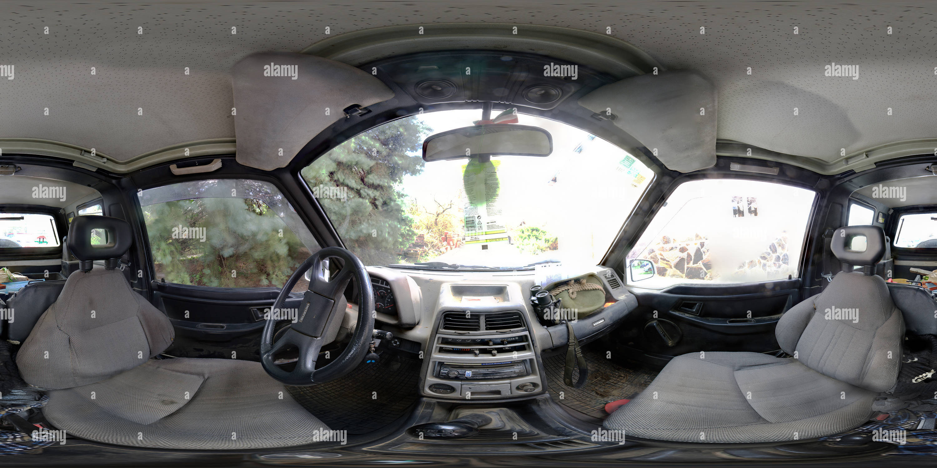 Visualizzazione panoramica a 360 gradi di Samurai Suzuki dentro