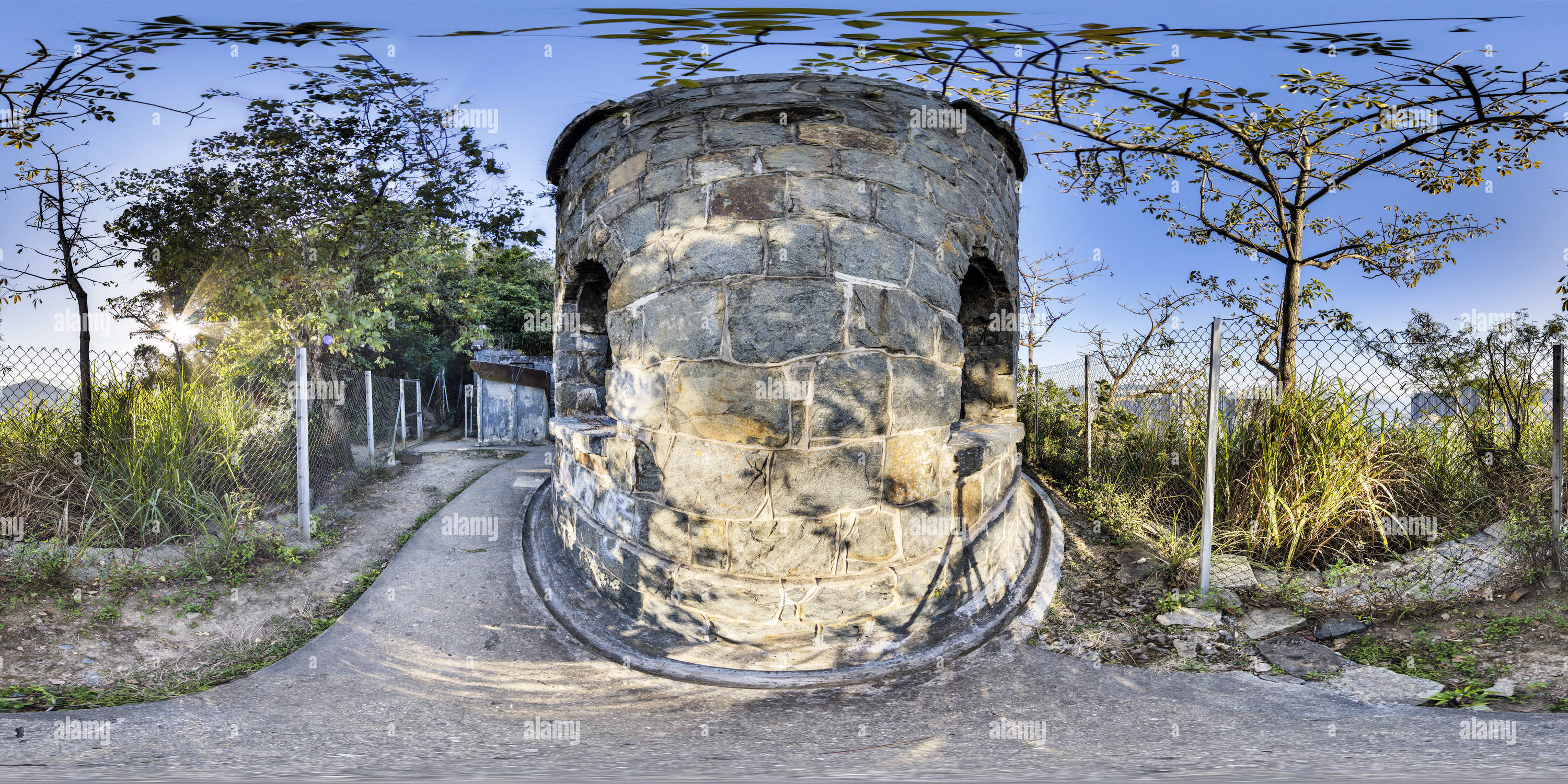 Visualizzazione panoramica a 360 gradi di Mau Wu Lookout（調景嶺茅湖古堡） Tseung Kwan o, Hong Kong
