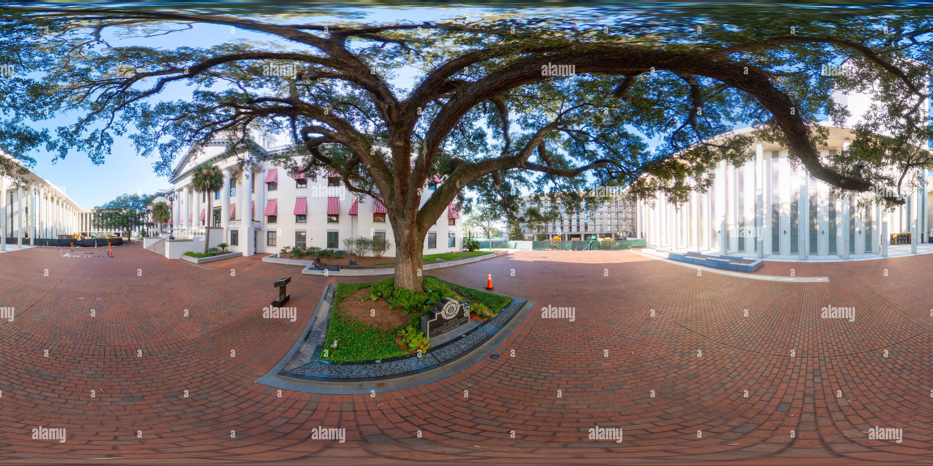 Visualizzazione panoramica a 360 gradi di 360 foto equirettangolare del palazzo del governo della Florida, risalente al 2023 circa,