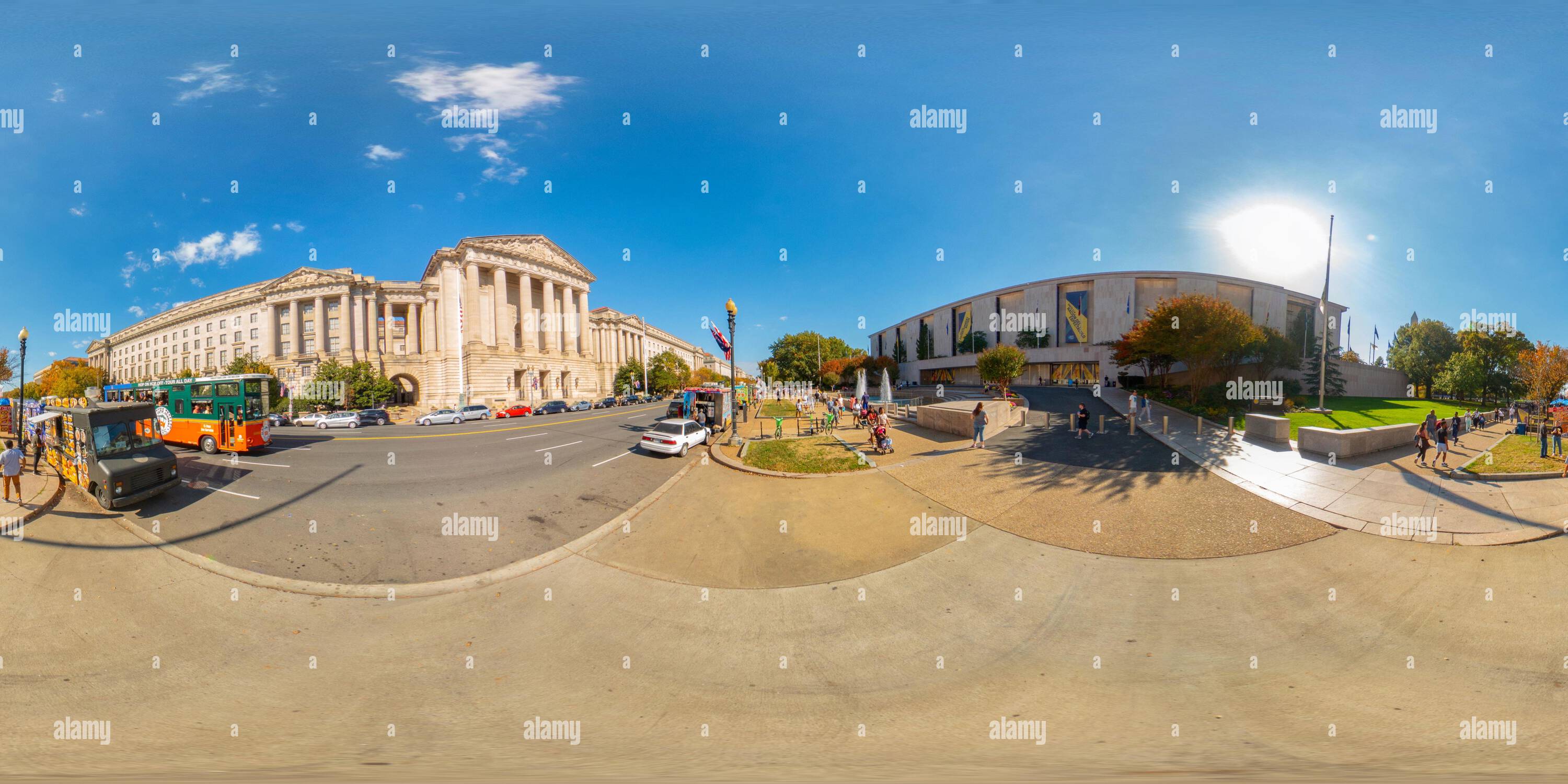 Visualizzazione panoramica a 360 gradi di Washington DC, USA - 28 ottobre 2023: Smithsonian National Museum of Natural History. Foto equirettangolare Panoramic VR a 360 gradi