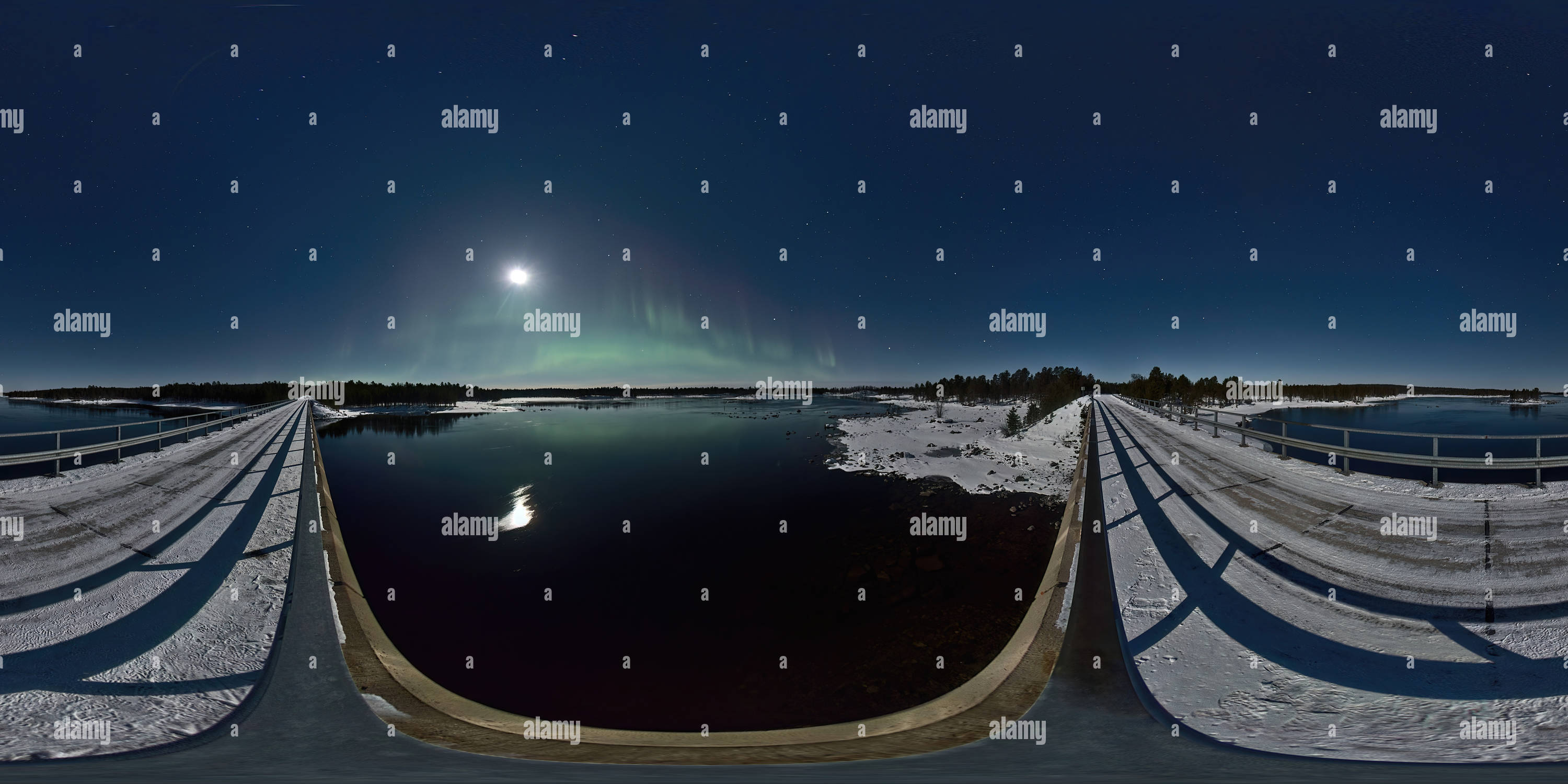 Visualizzazione panoramica a 360 gradi di Luci a nord su Paatsjoki - Nellim, Finlandia