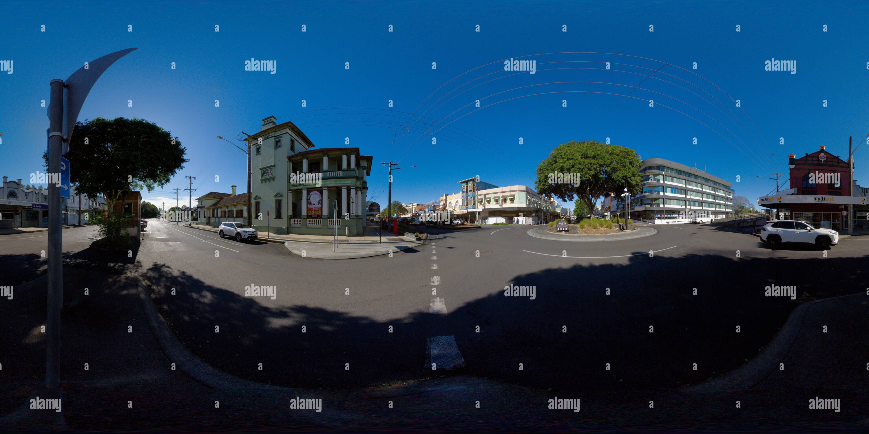 Visualizzazione panoramica a 360 gradi di Panorama a 360° del 1876 Joint Stock Italianate Bank Building in Woodlark Street Lismore Northern Rivers New South Wales Australia