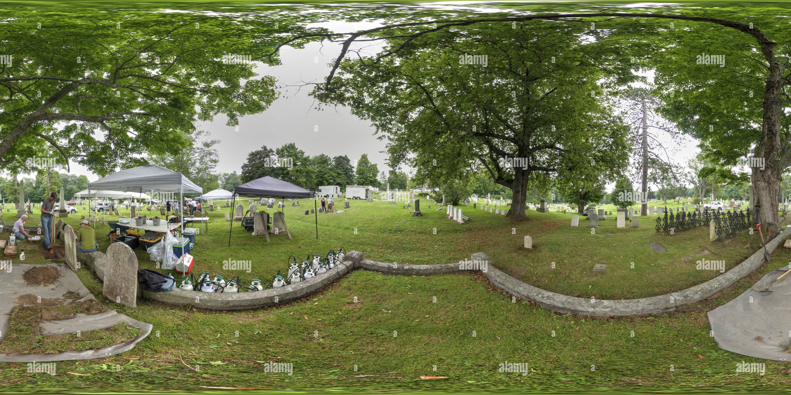 Visualizzazione panoramica a 360 gradi di Locust Grove Cemetery, Hampden, IO