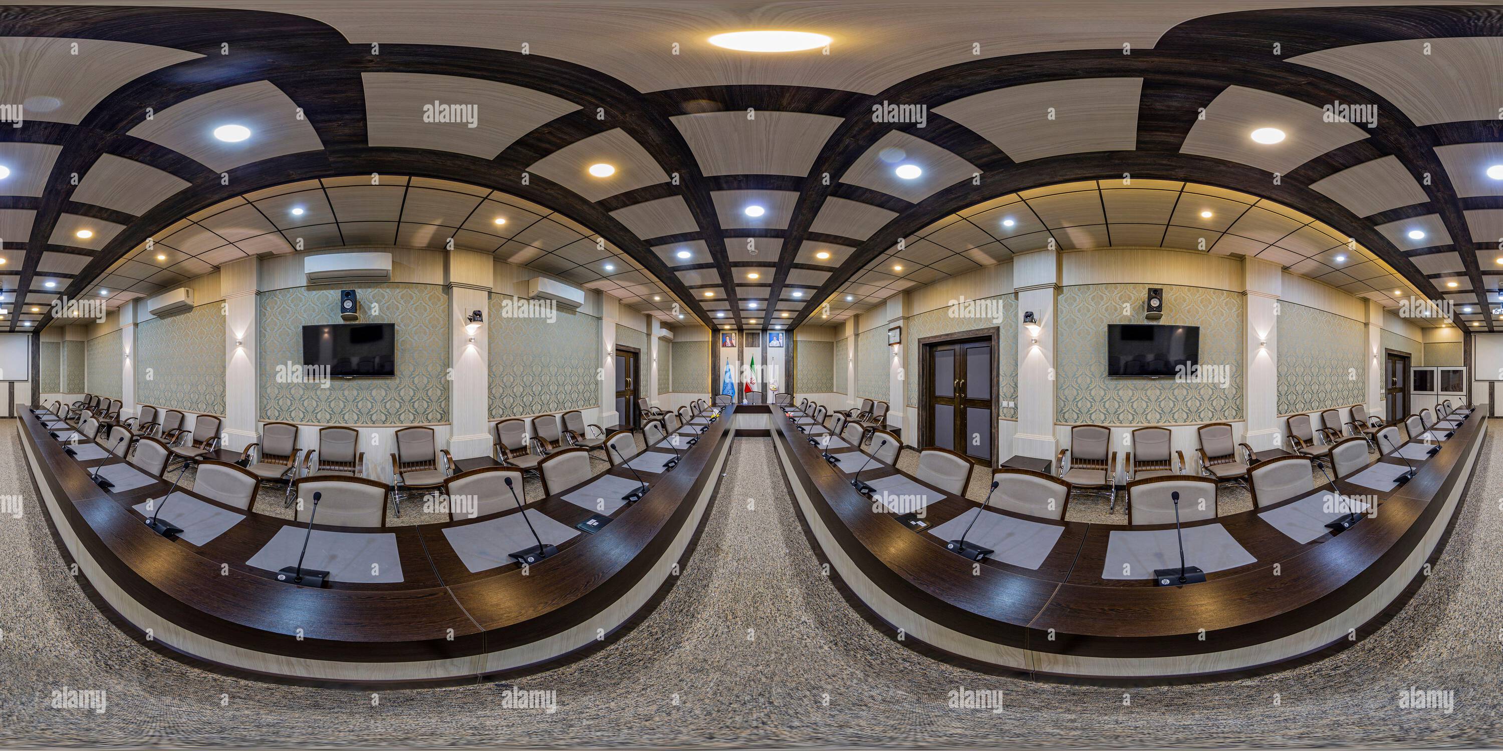 Visualizzazione panoramica a 360 gradi di Spettacolare vista panoramica a 360 gradi dei servizi, Niavaran Palace Complex, Teheran, Iran