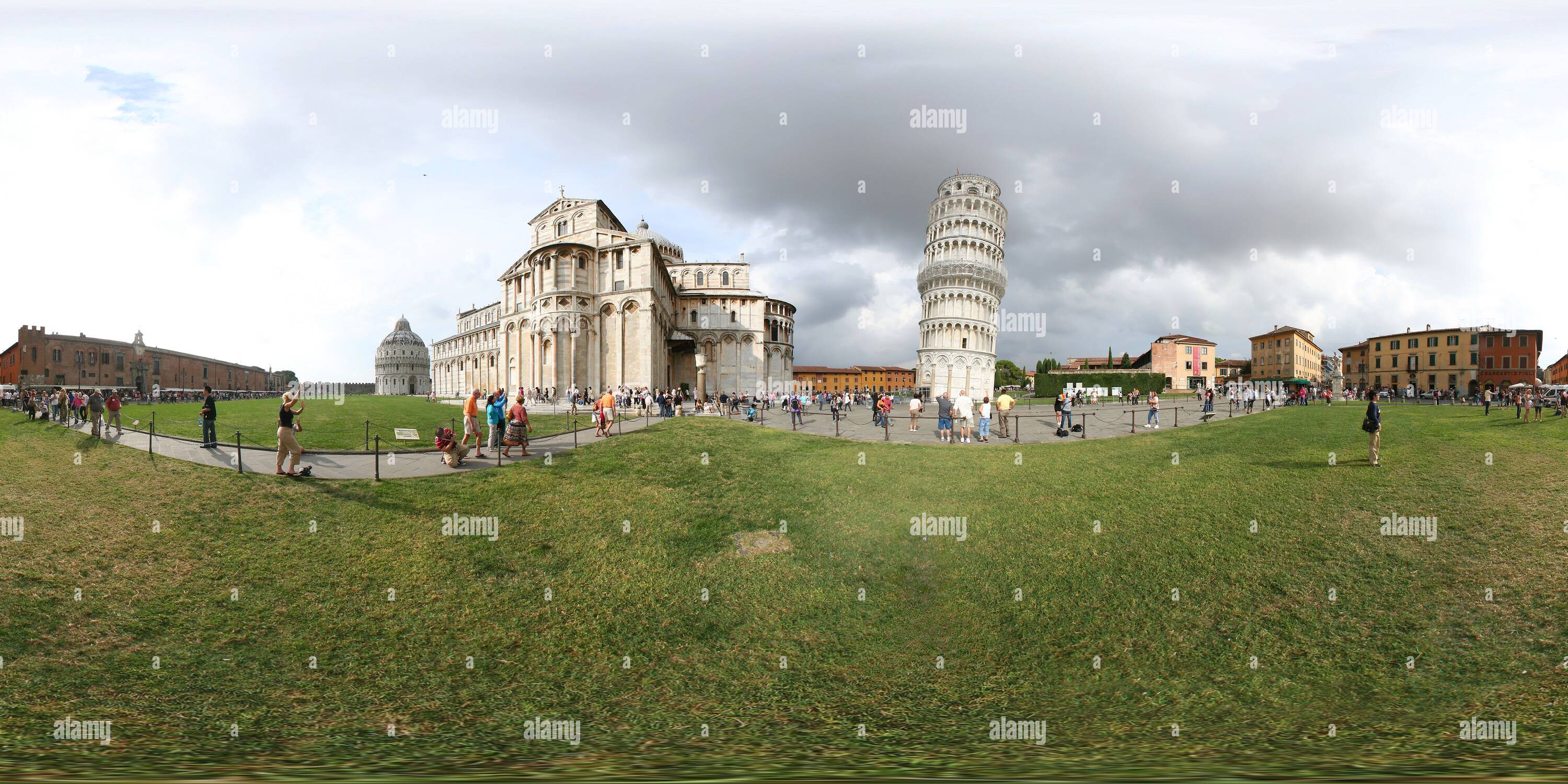 Visualizzazione panoramica a 360 gradi di Torre pendente di Pisa, Italia