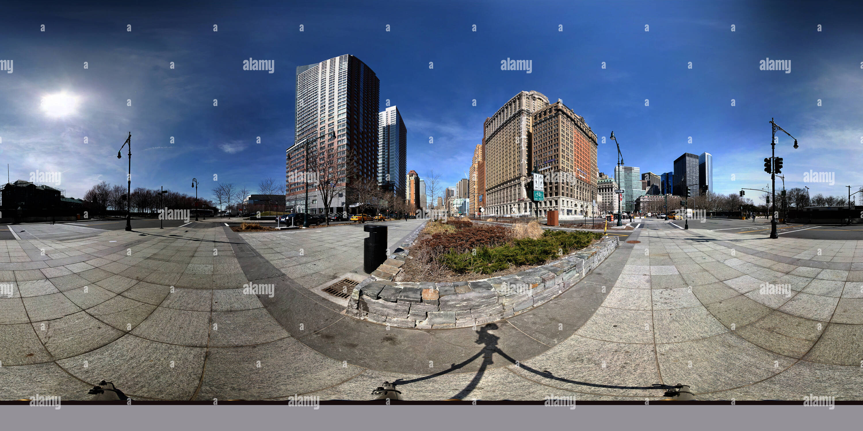 Visualizzazione panoramica a 360 gradi di La città di New York, appena fuori dal parco della batteria