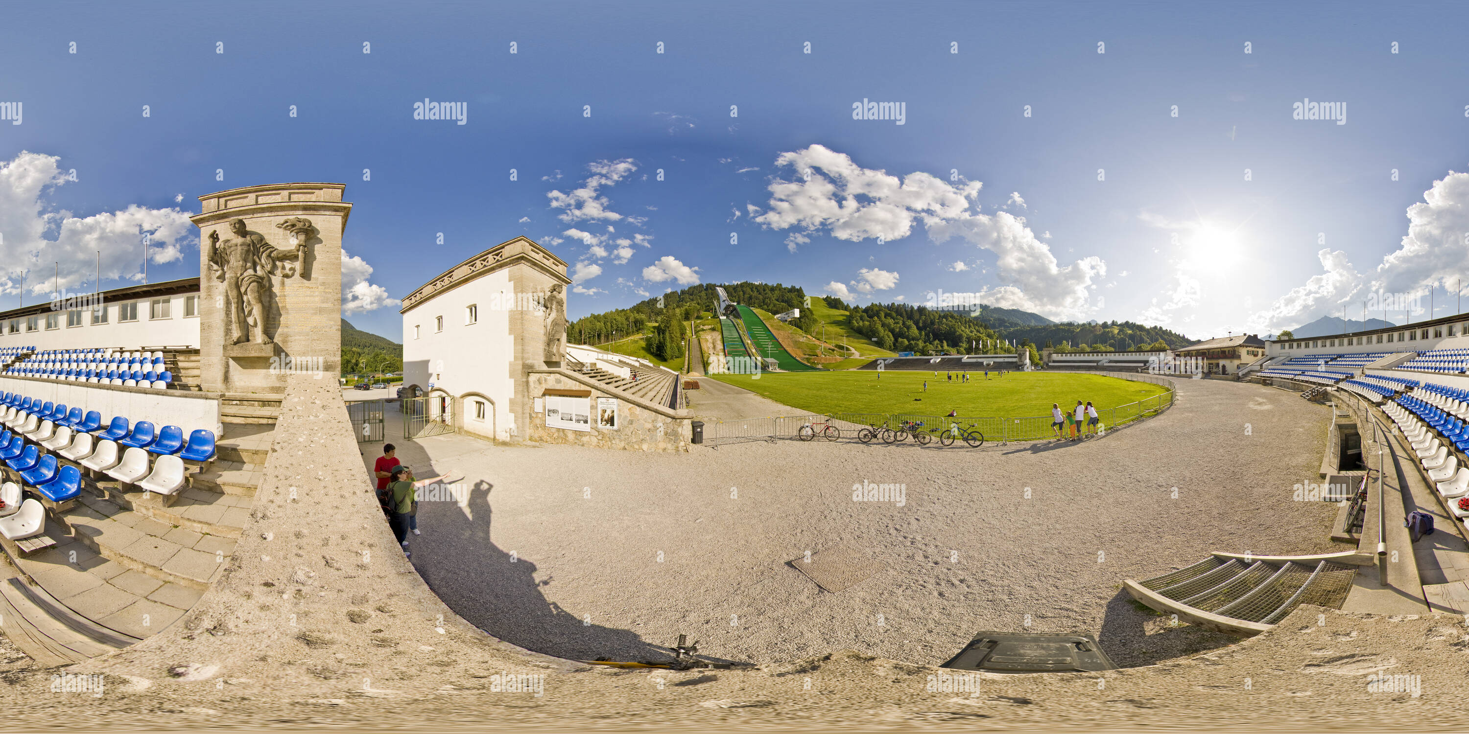 Visualizzazione panoramica a 360 gradi di Estate a Garmisch-Partenkirchen Olympic Ski Jump